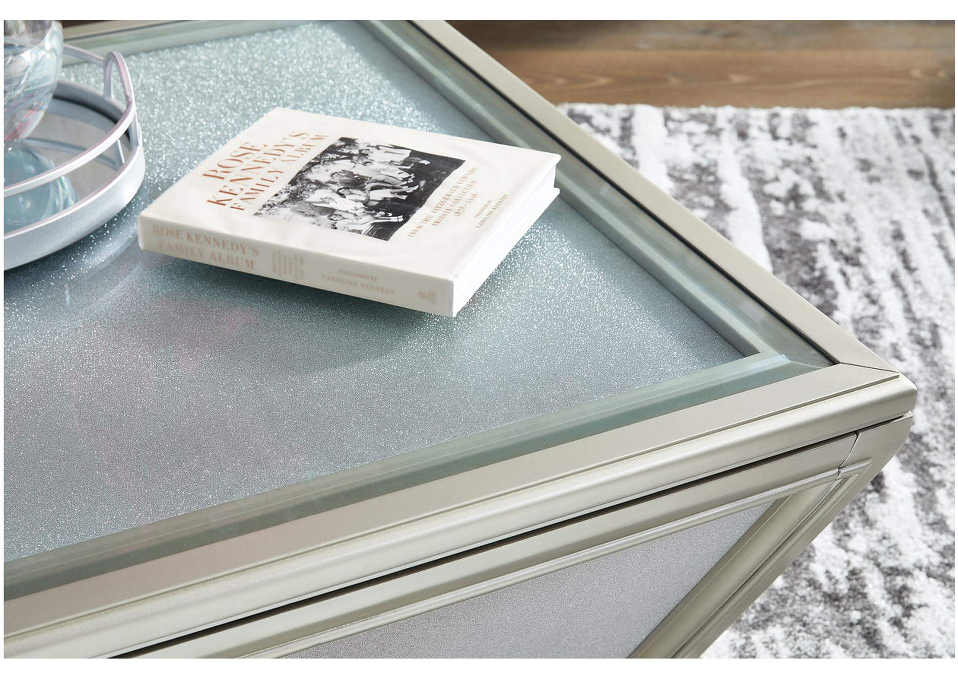 Traleena Coffee Table image 4