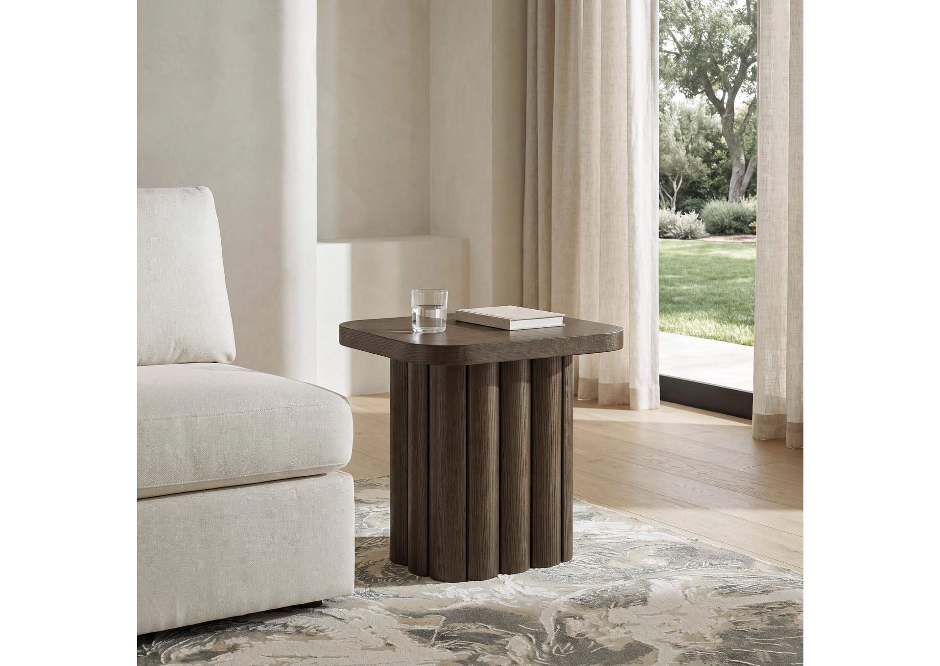 Darimore End Table image 3