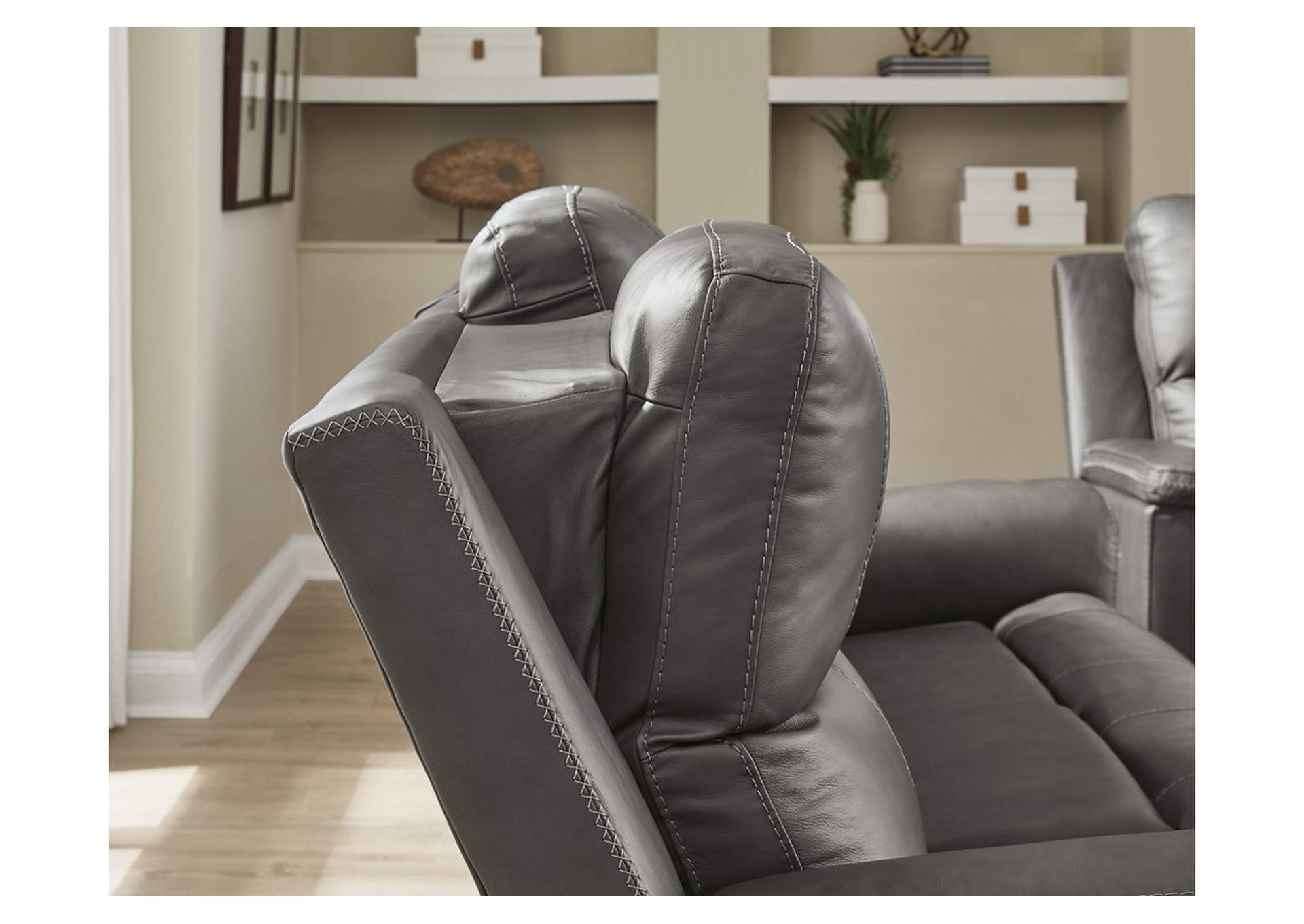 Beryton Sofa and Loveseat image 5