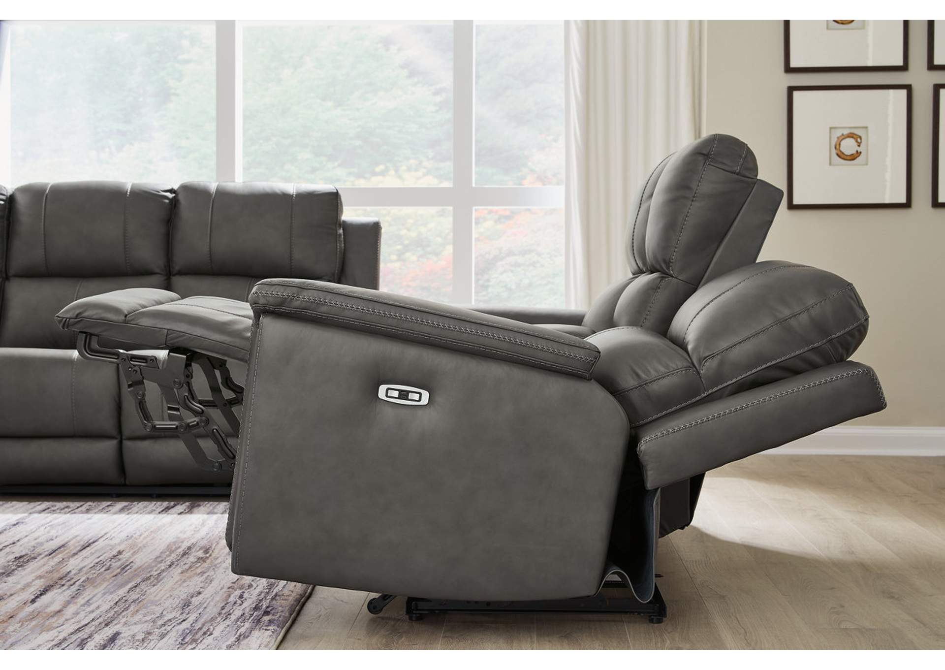 Beryton Sofa and Loveseat image 6
