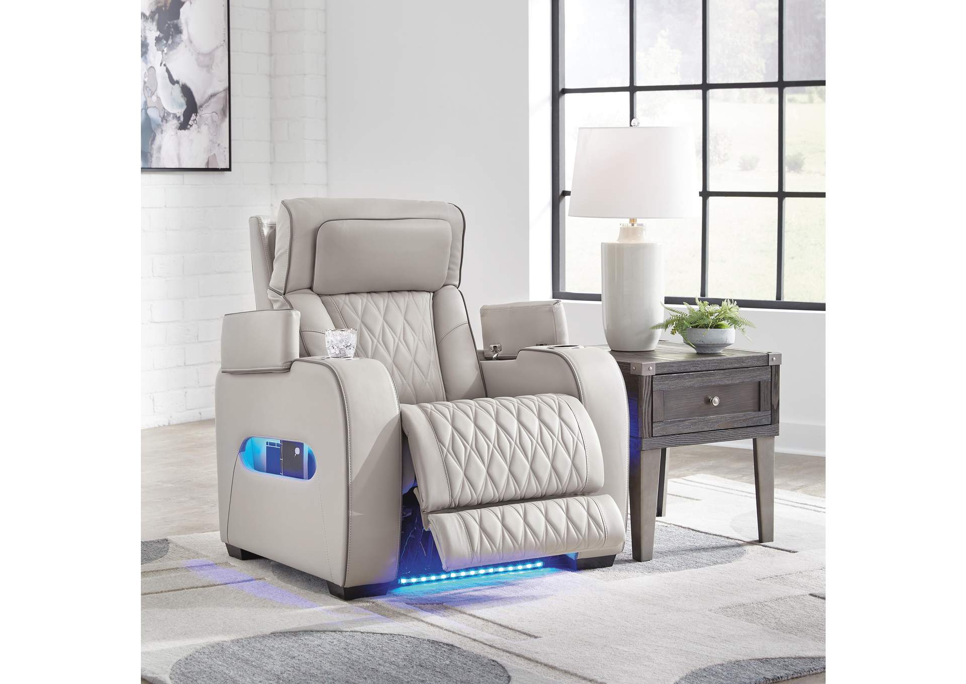 Boyington Power Recliner image 4