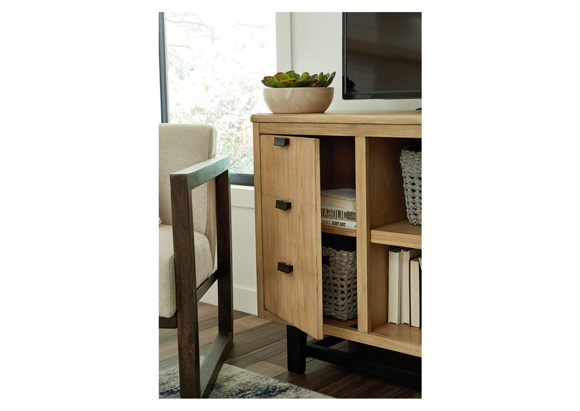 Freslowe Large TV Stand image 6