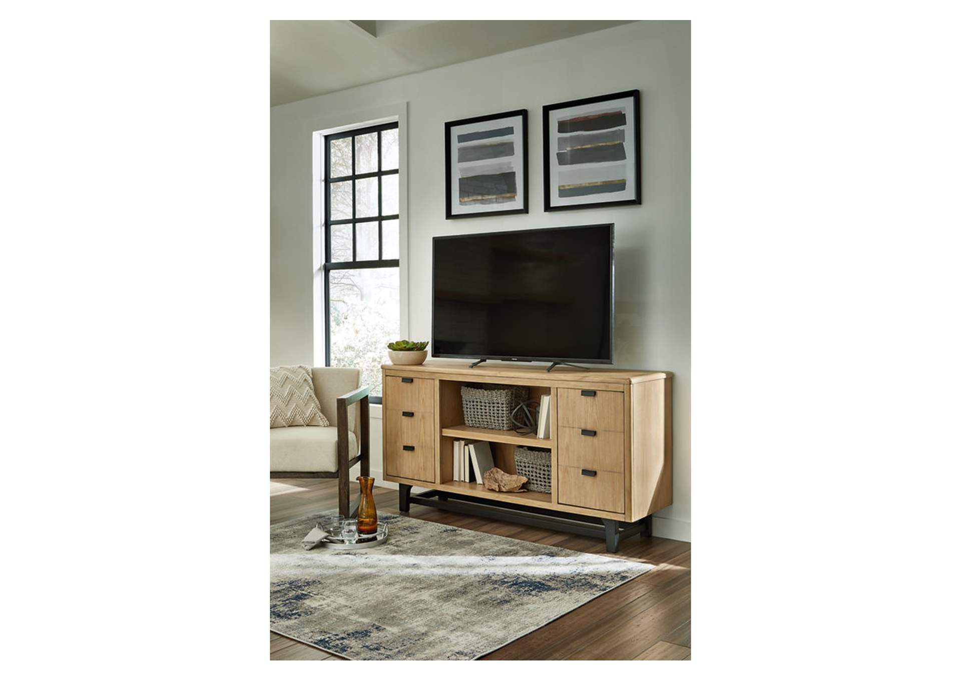 Freslowe Large TV Stand image 2
