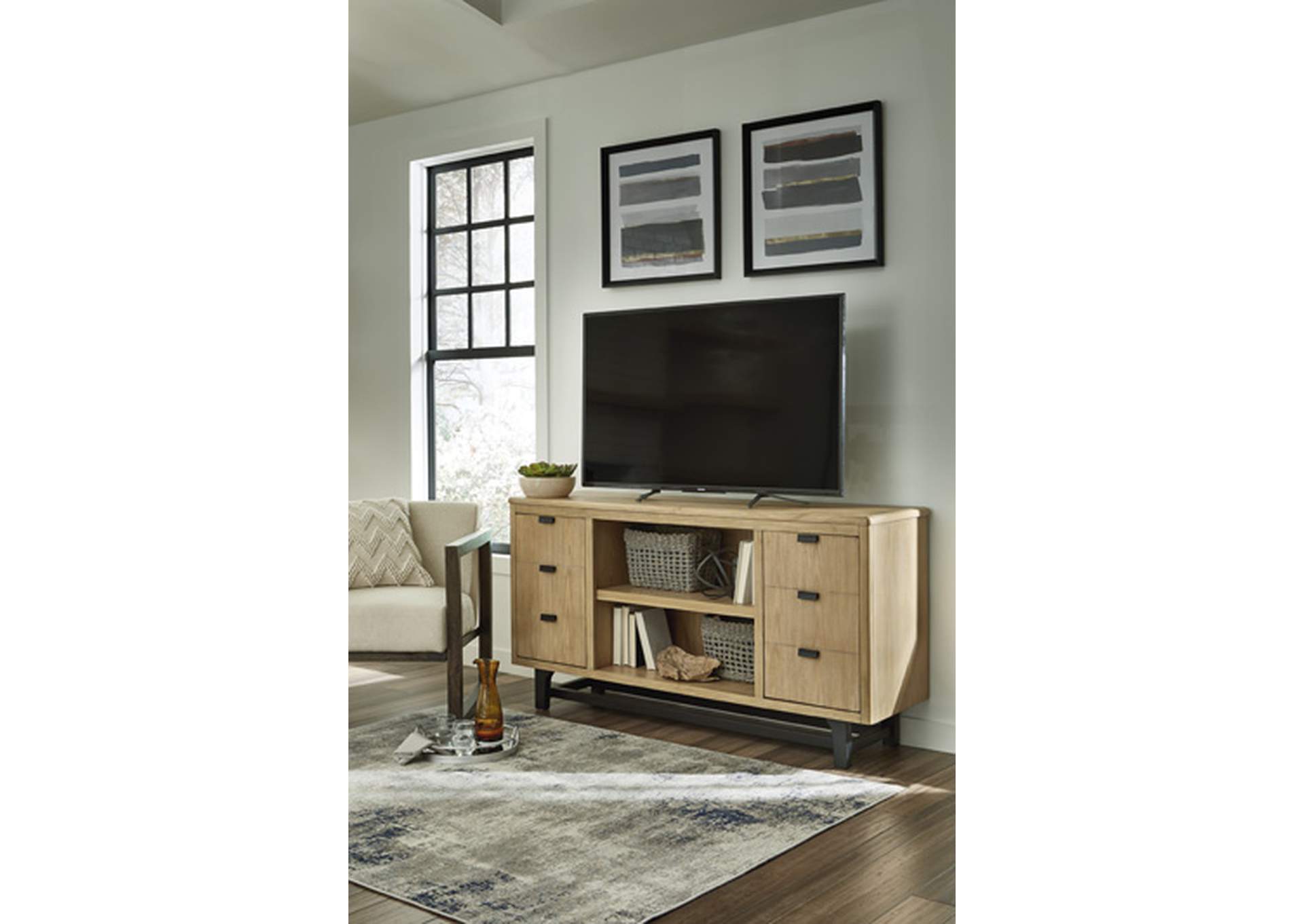 Freslowe Large TV Stand image 8