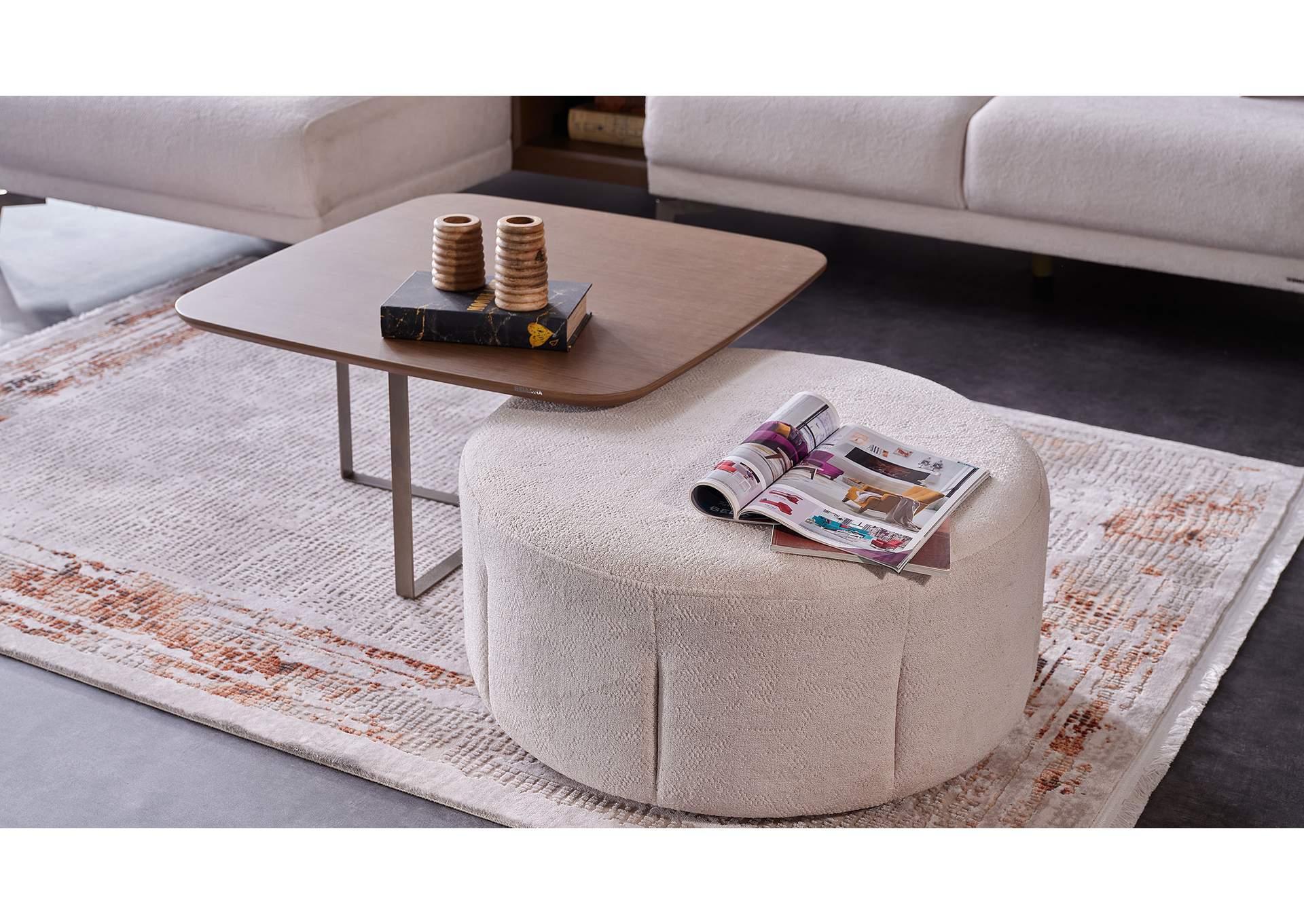 ATLANTA COFFEE TABLE image 1