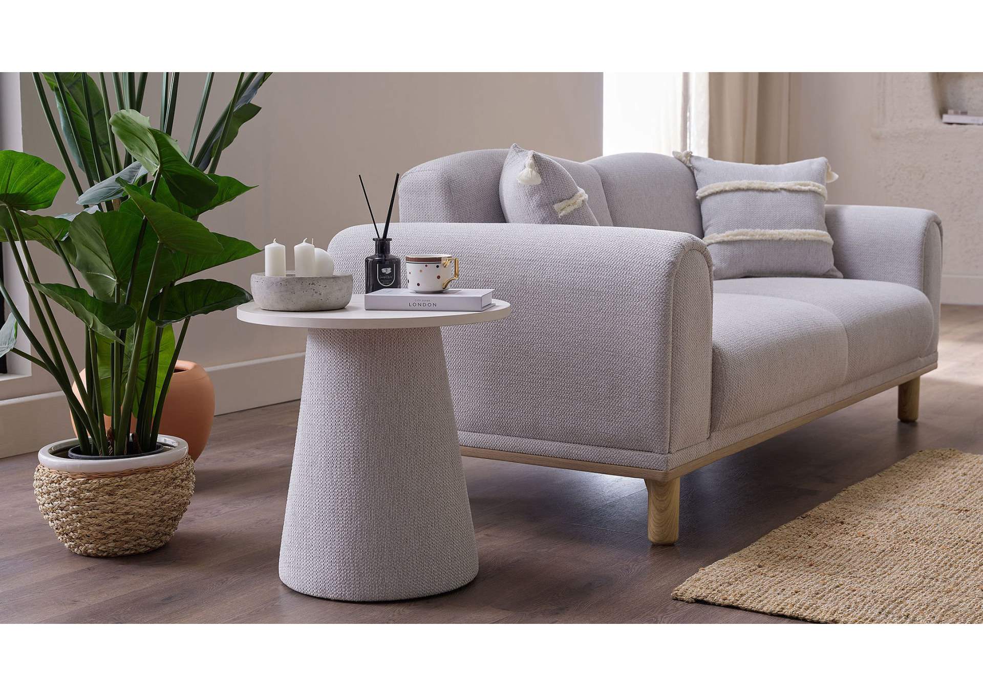 BOHEEMS 3 SEAT SLEEPER CREAM image 8