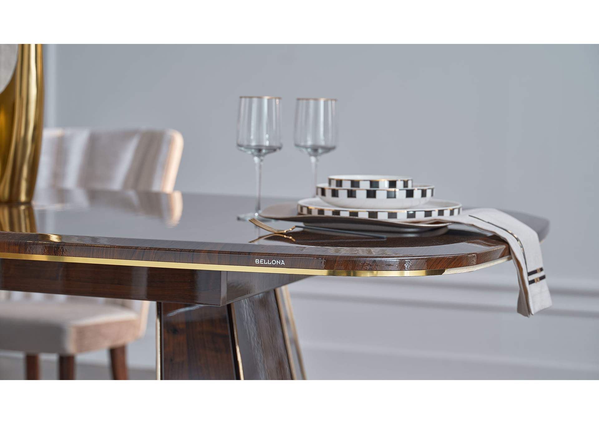 PLAZA DINING TABLE - PLAZA WALNUT image 6