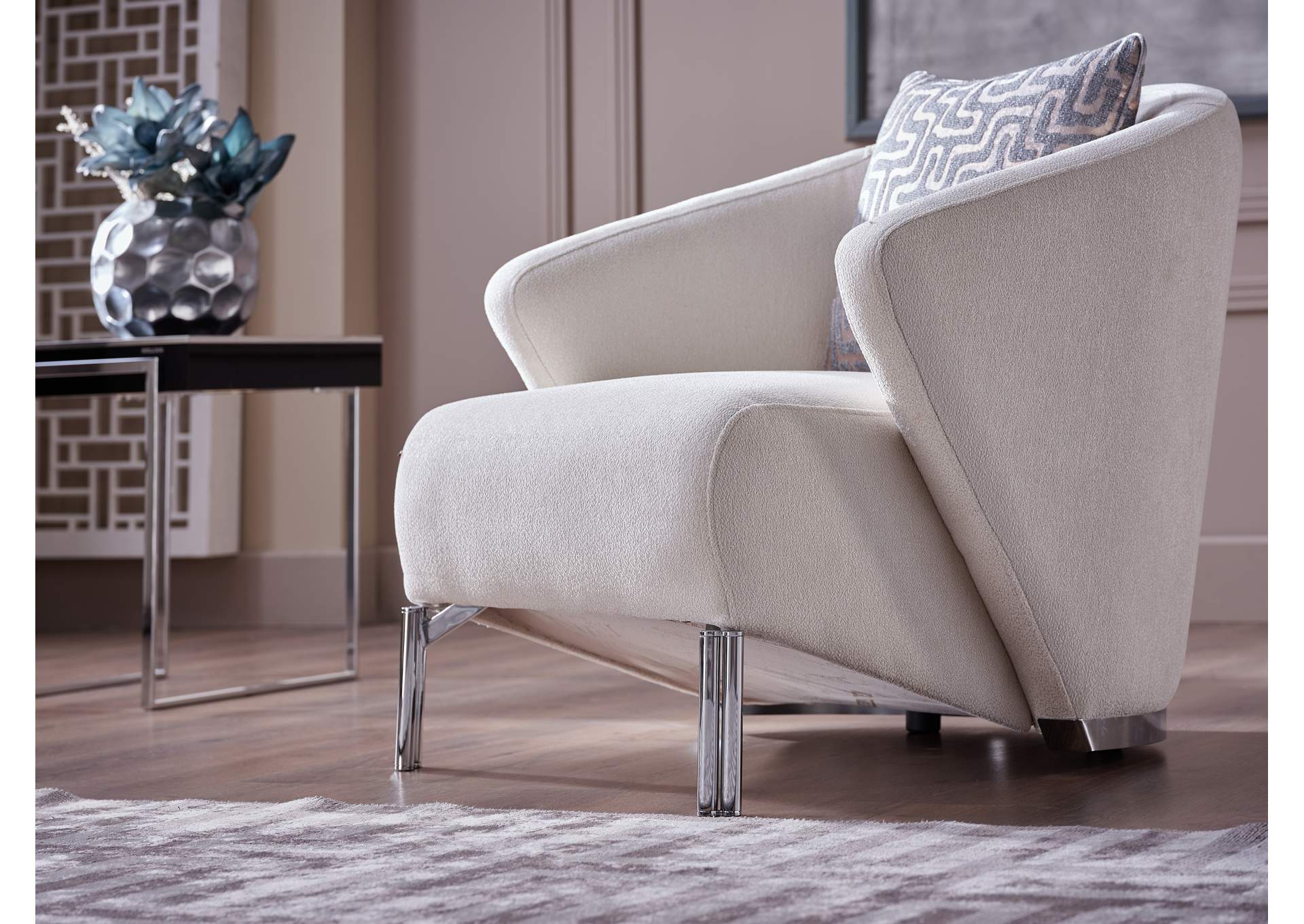 VENICE ACCENT CHAIR CHROME LEG - MERIT CREAM image 6