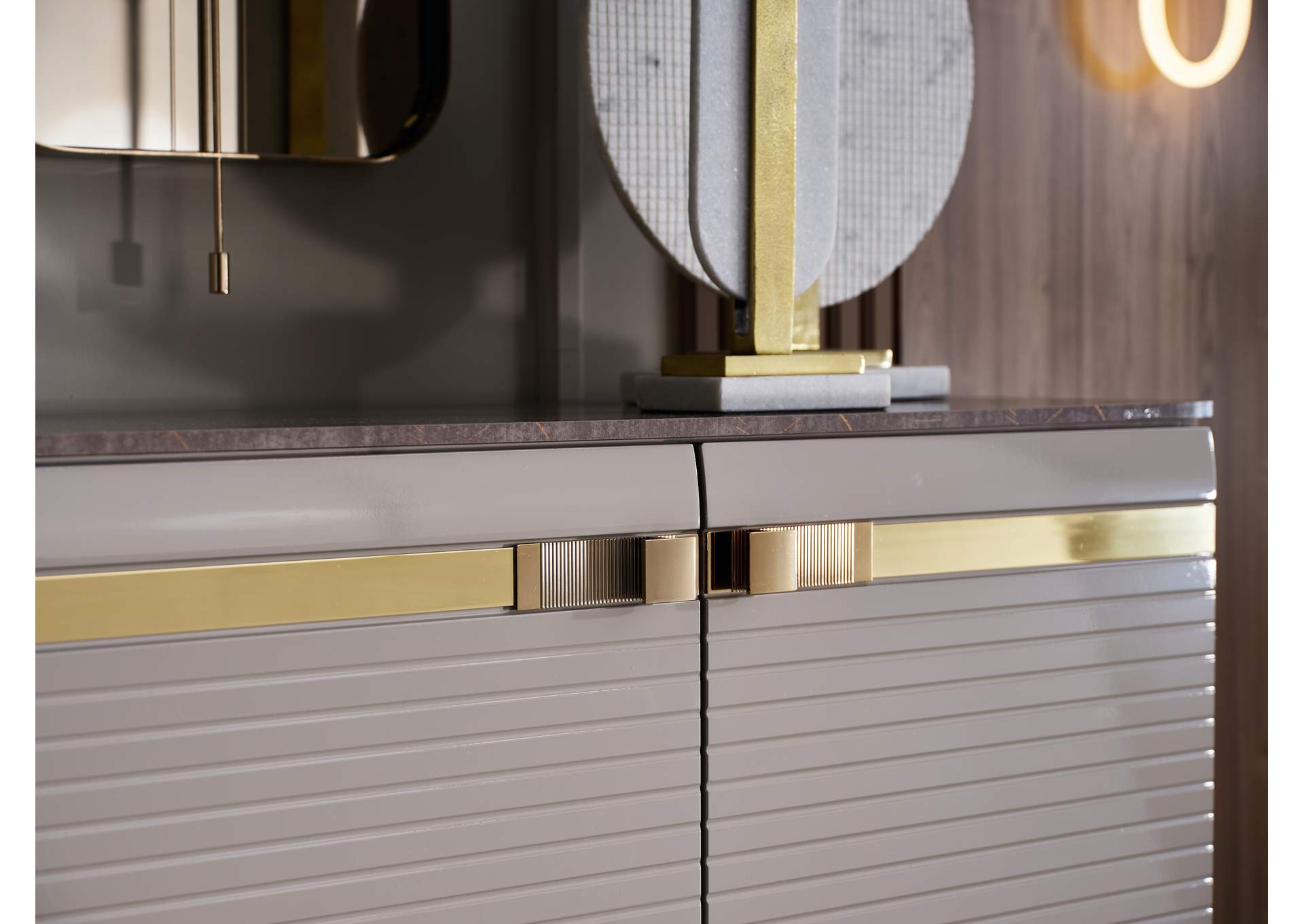 VERONICA BUFFET image 8