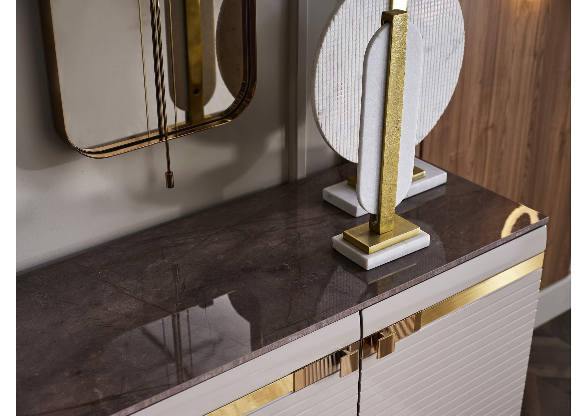 VERONICA BUFFET image 7