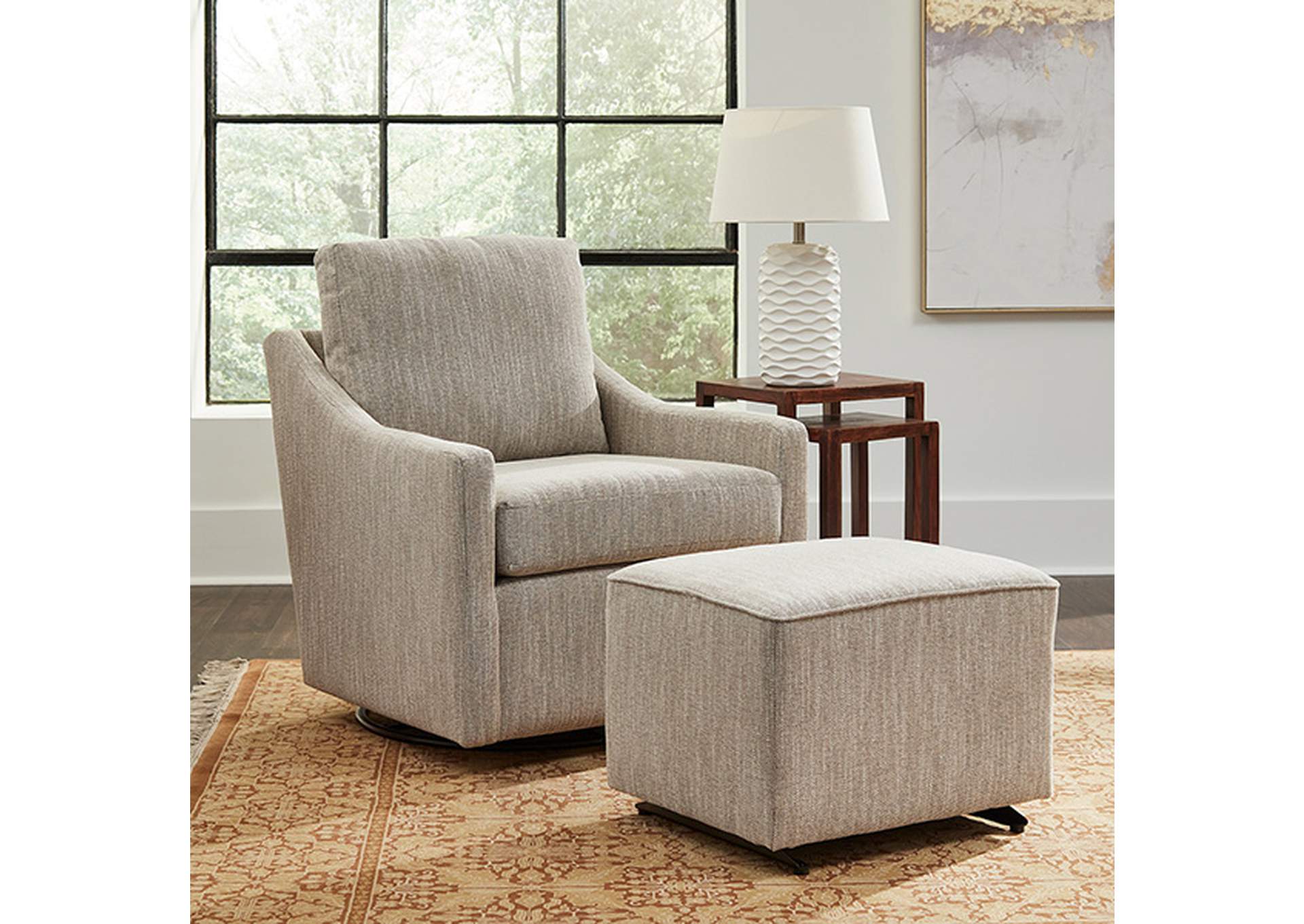 Hallond Chair