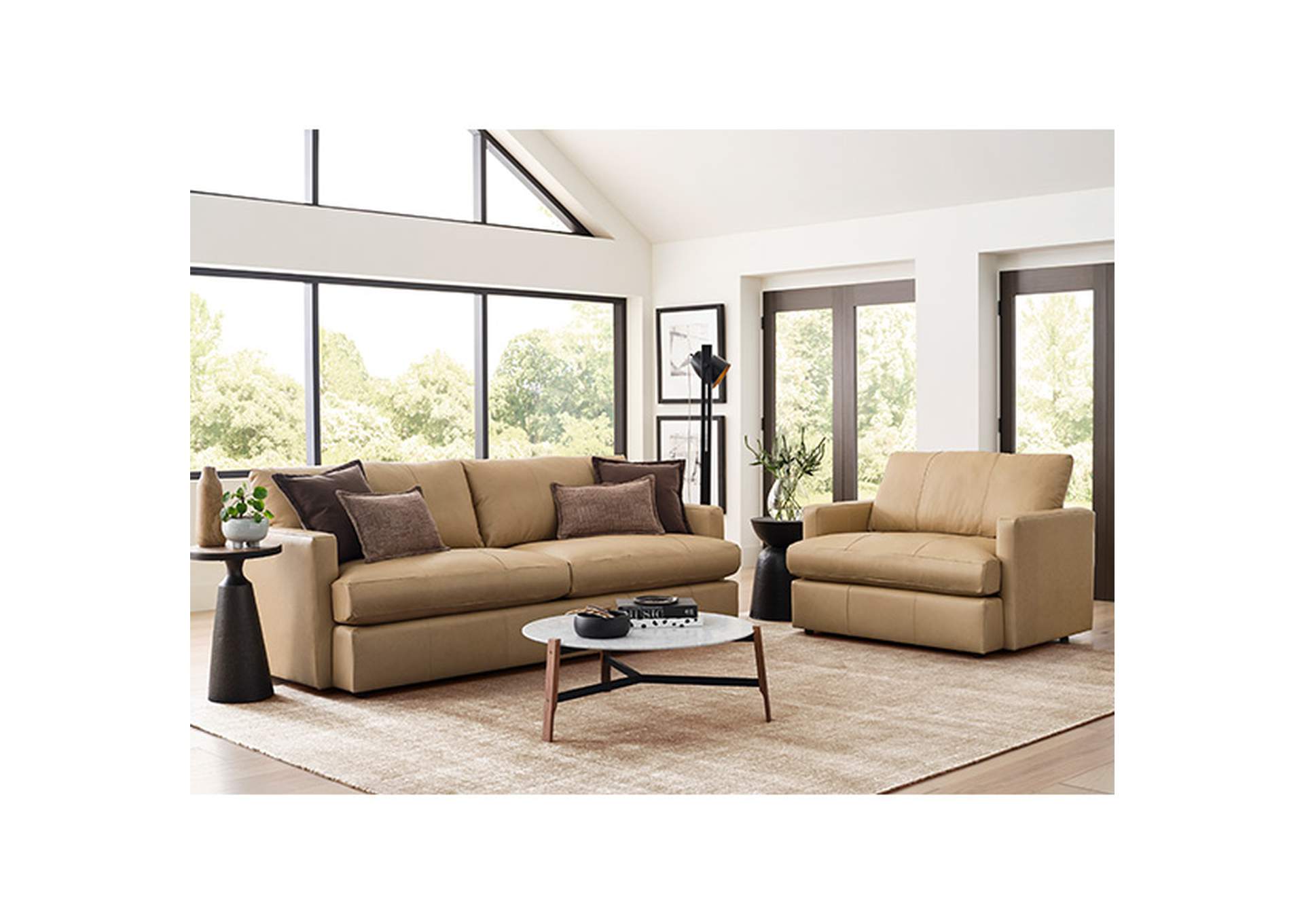 Rumord Chair image 5