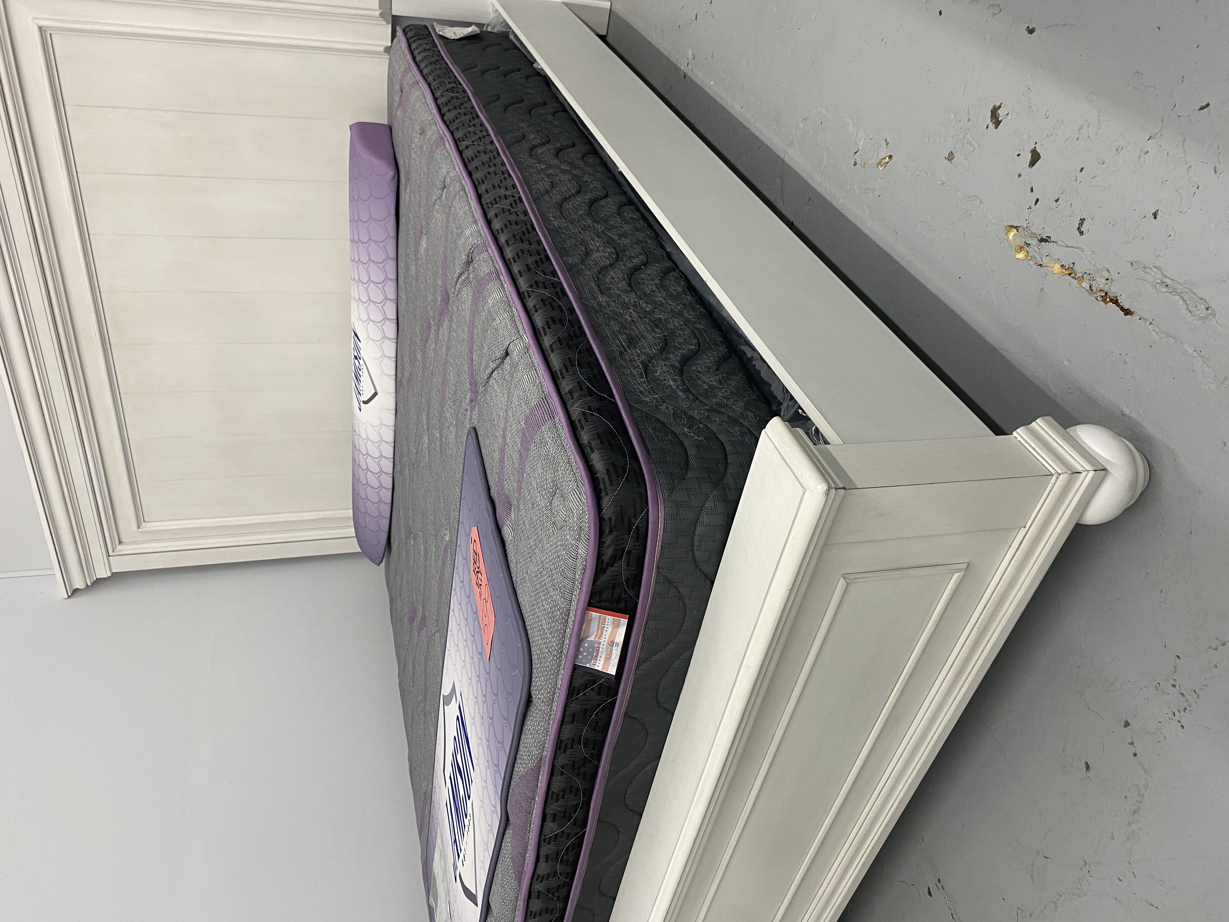 Jamison Limited Euro 13" Pocketed Coil Mattress King image 1