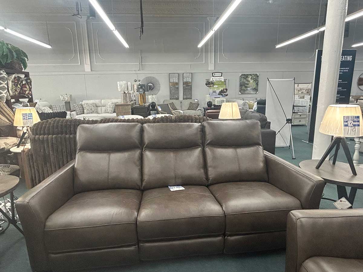 Kuka sofa image 1
