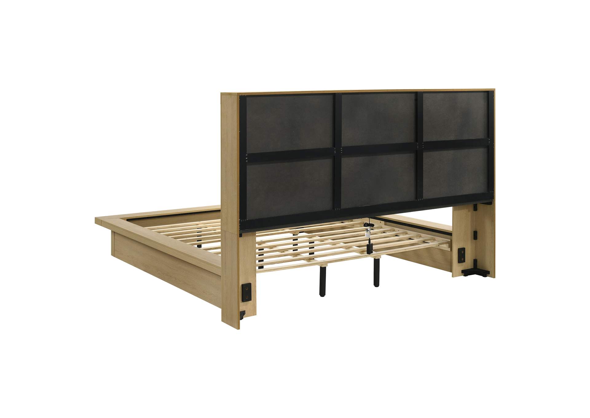 Hendricks 4-piece California King Bedroom Set Light Oak image 17