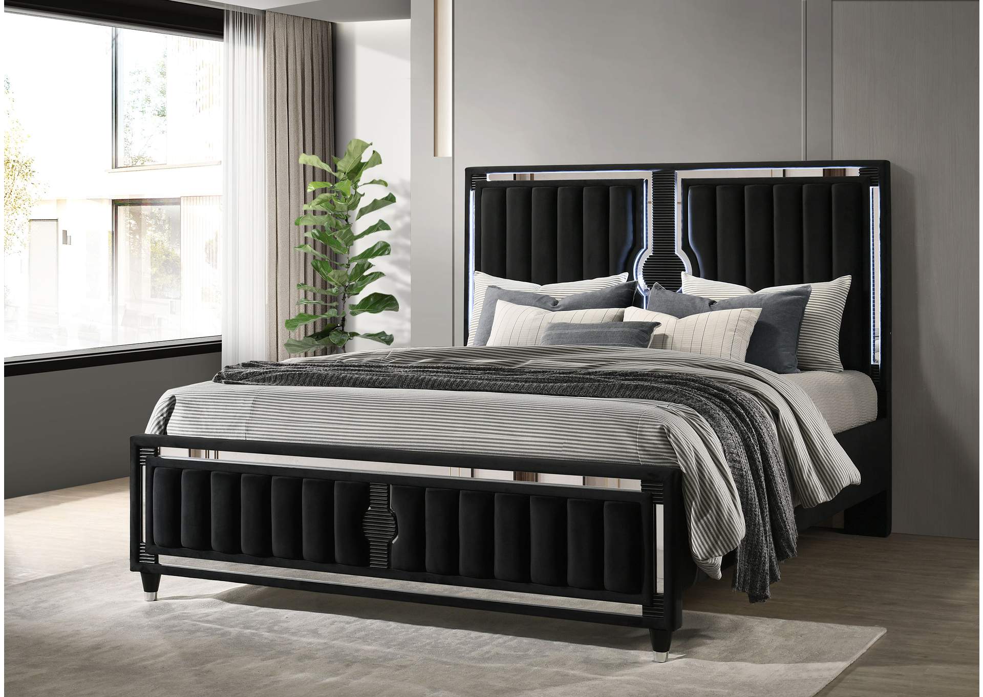 Ravenne Velvet Upholstered California King LED Panel Bed Black image 3