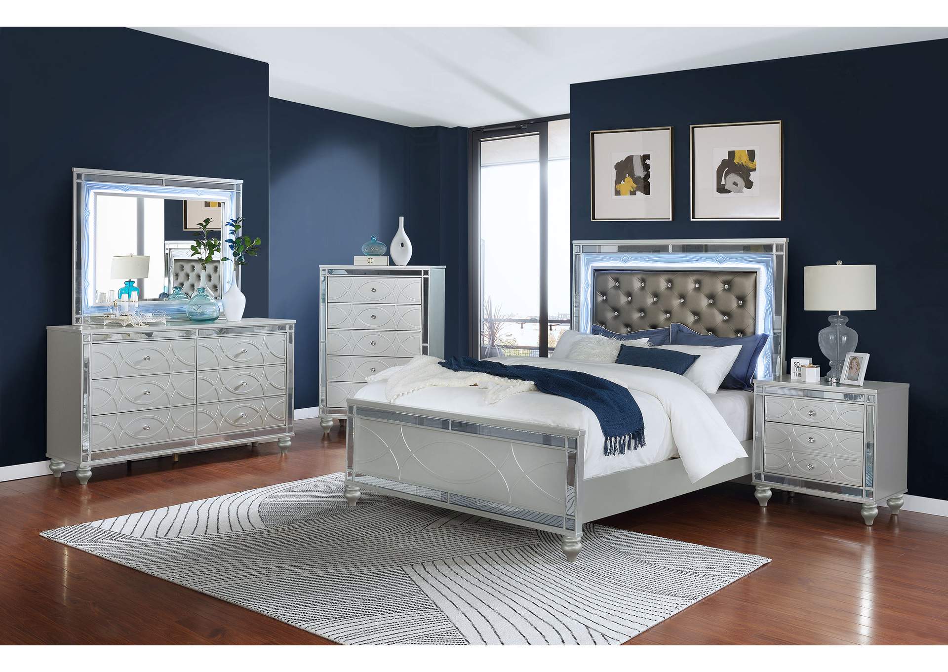 Gunnison 6-drawer Dresser with Mirror Silver Metallic