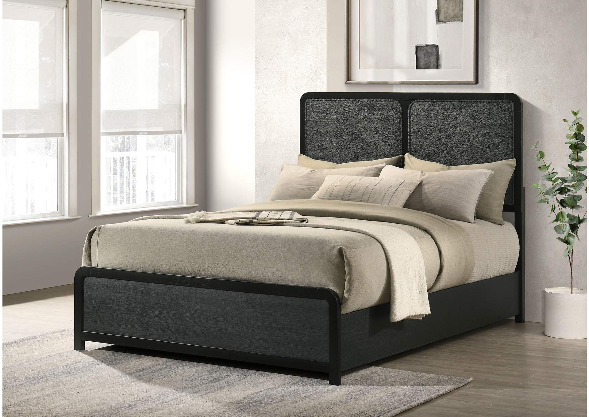 Cavelle 51-inch Upholstered Full Panel Bed Black image 3