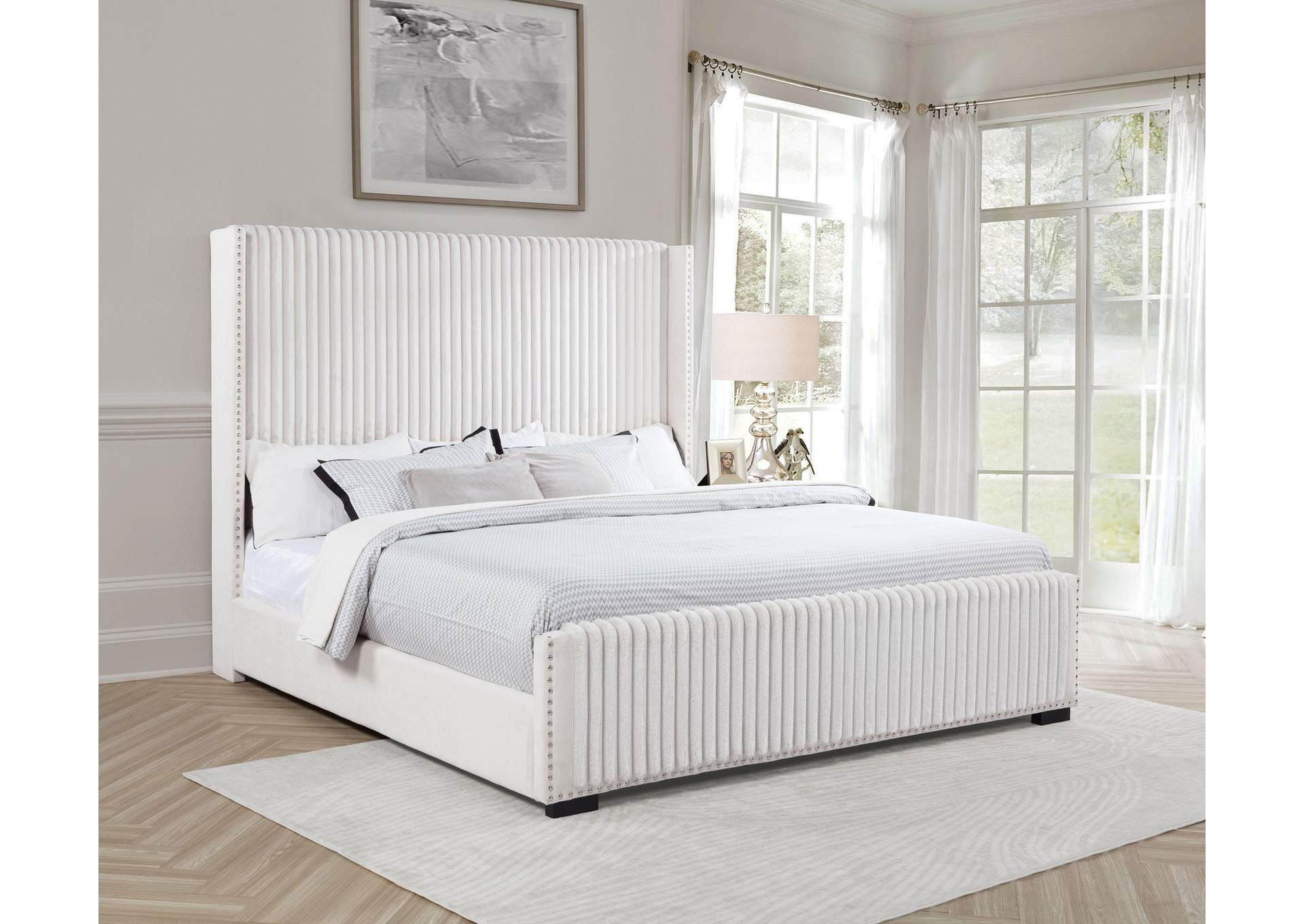 C KING BED