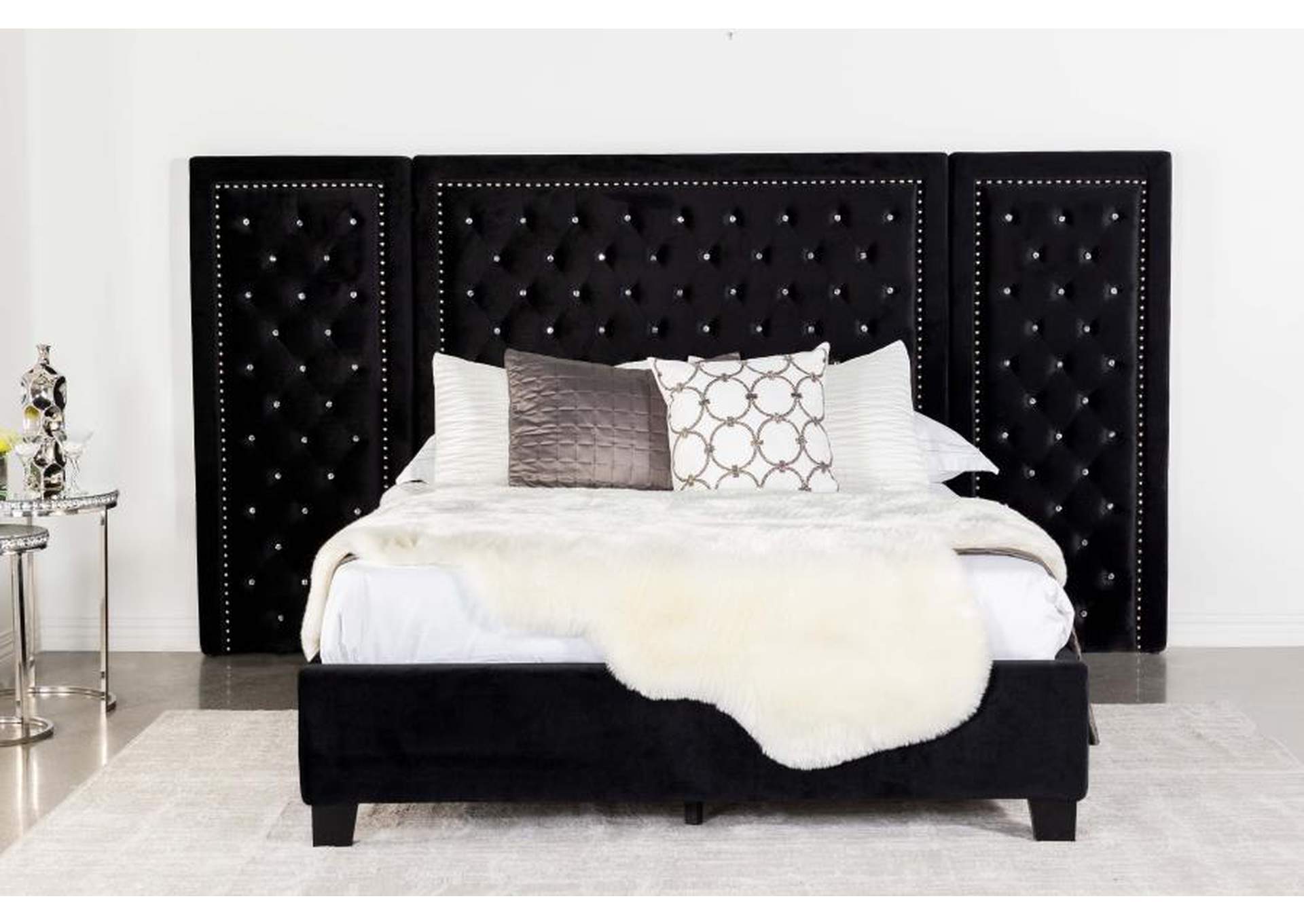 C KING BED & WING PANEL SET image 5