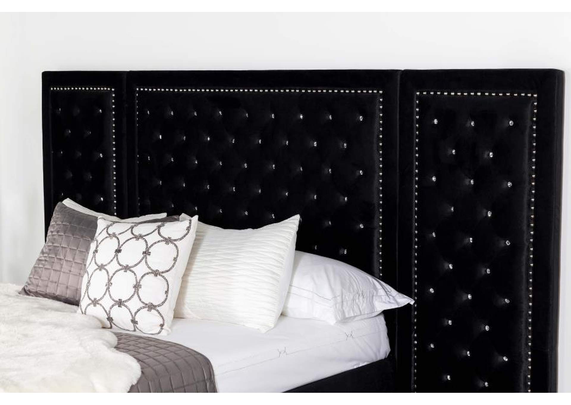 QUEEN BED & WING PANEL SET image 6