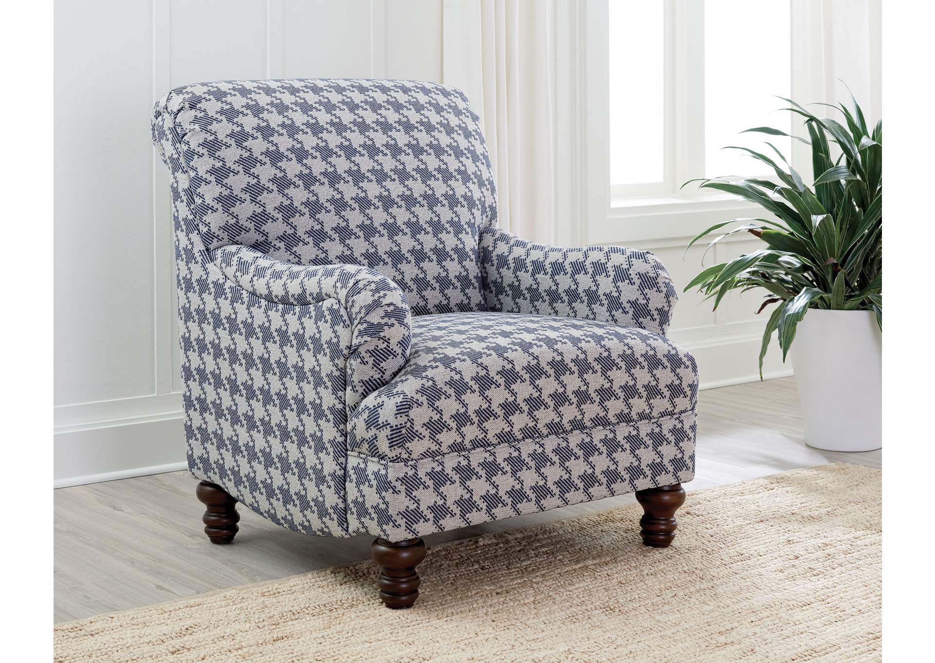 Glenn Upholstered English Arm Accent Chair Blue image 3