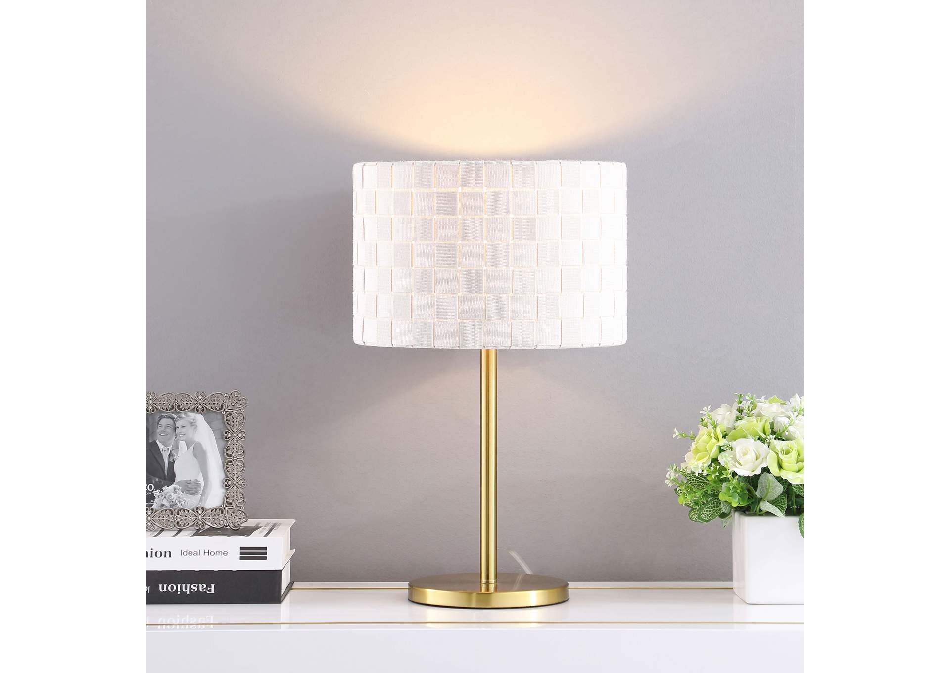 TABLE LAMP