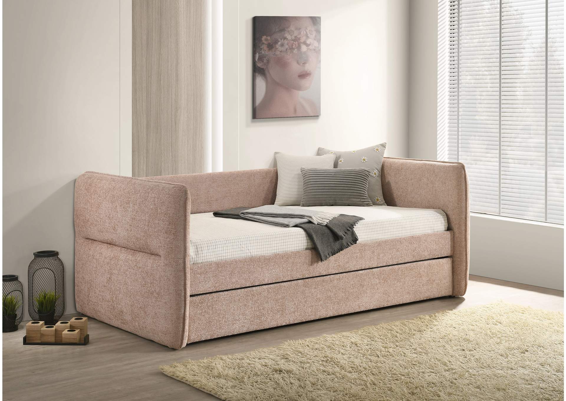 Philipa Daybed image 1
