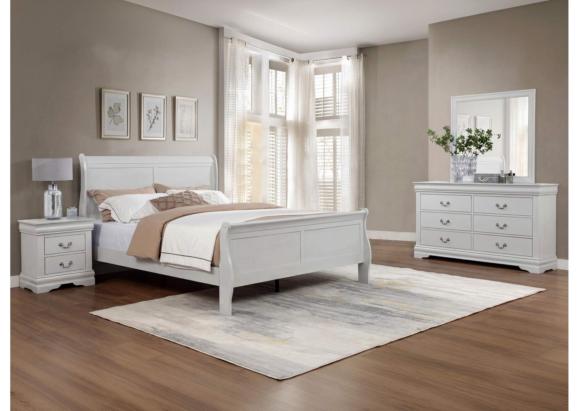 LOUIS PHILIP QUEEN BED image 4