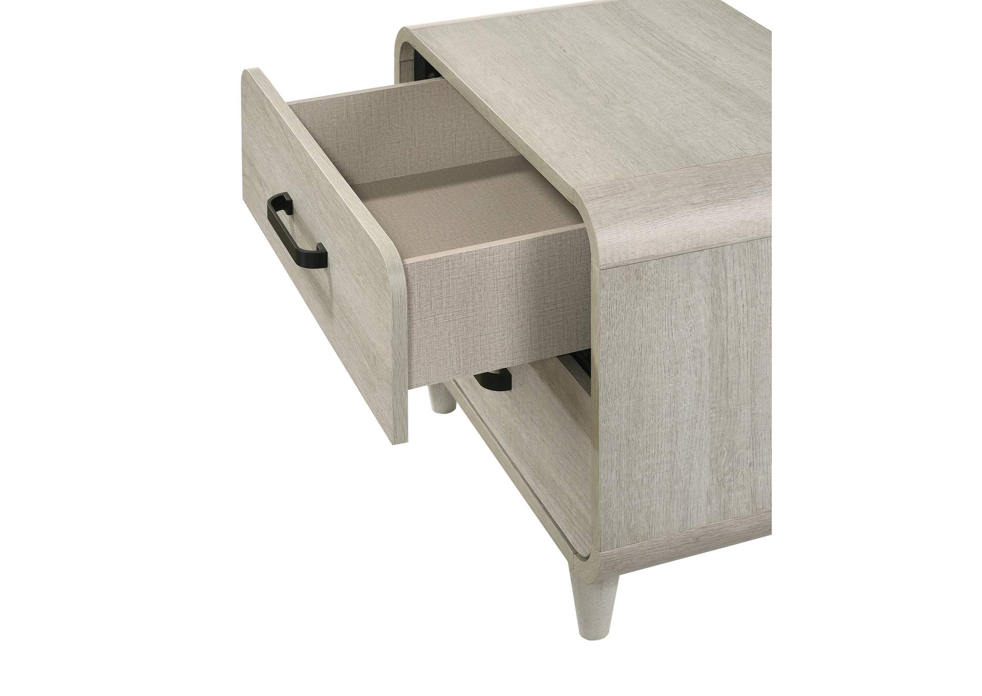 Nyomi King 7-Piece Bedroom Set - White