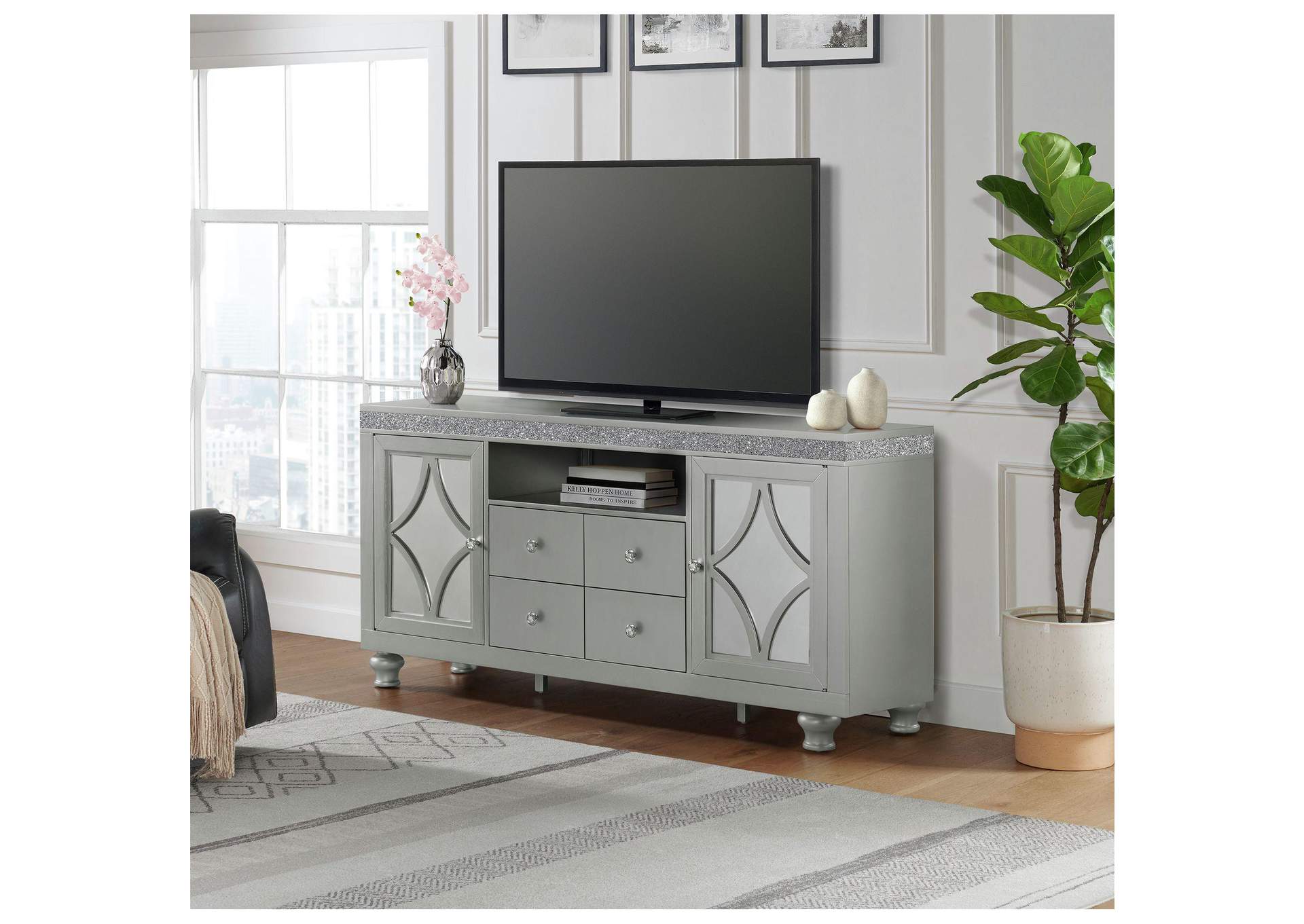 Avril 70 TV Stand In Silver image 1