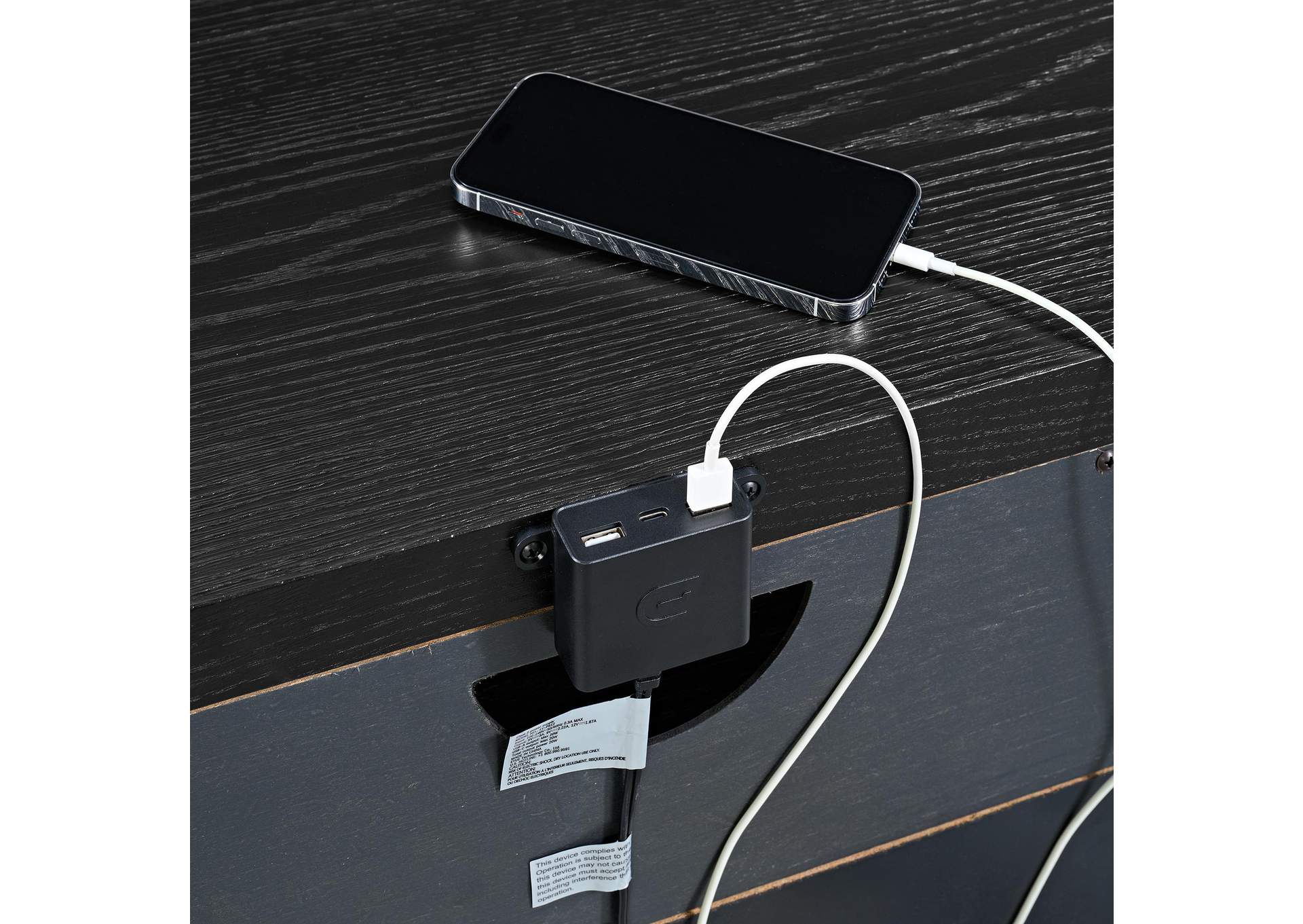 Island Nightstand With Usbc In Black image 4
