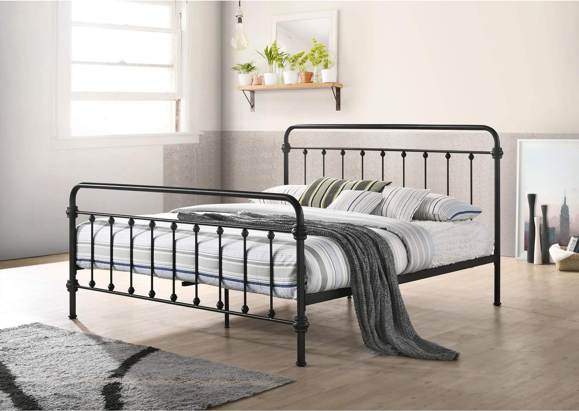 Lucy Queen Bed image 1