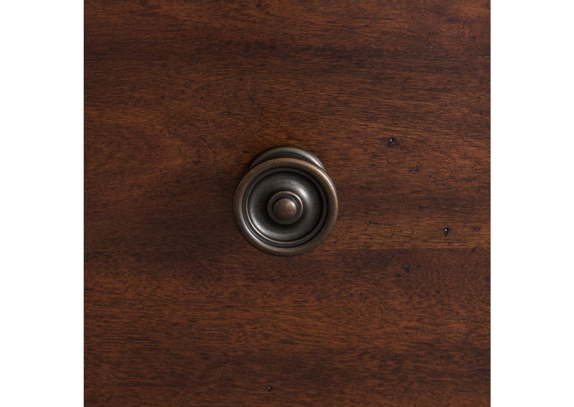 Phillipe 8 - Drawer Dresser In Cherry image 6
