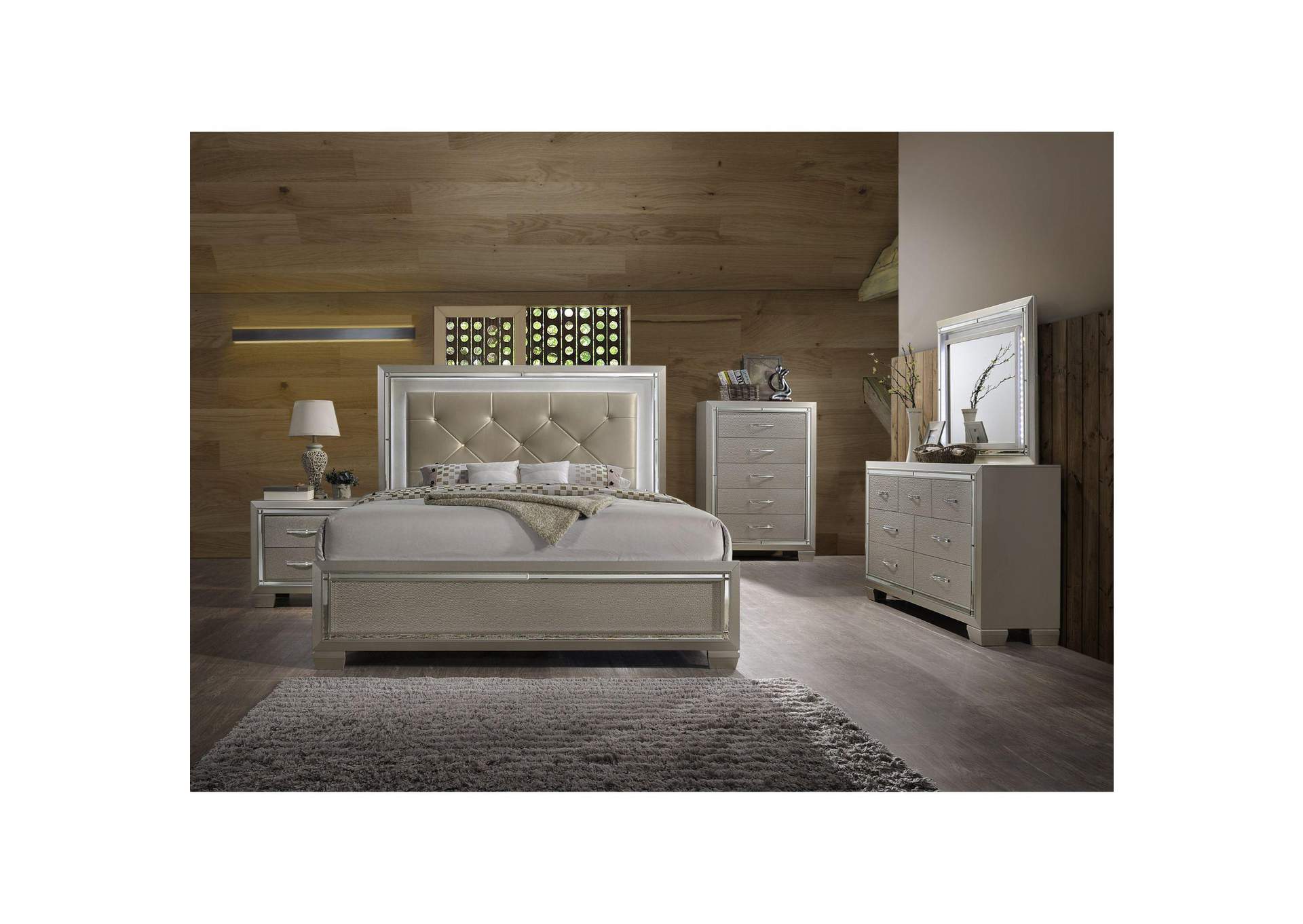 Platinum Mirrored Dresser Set image 1