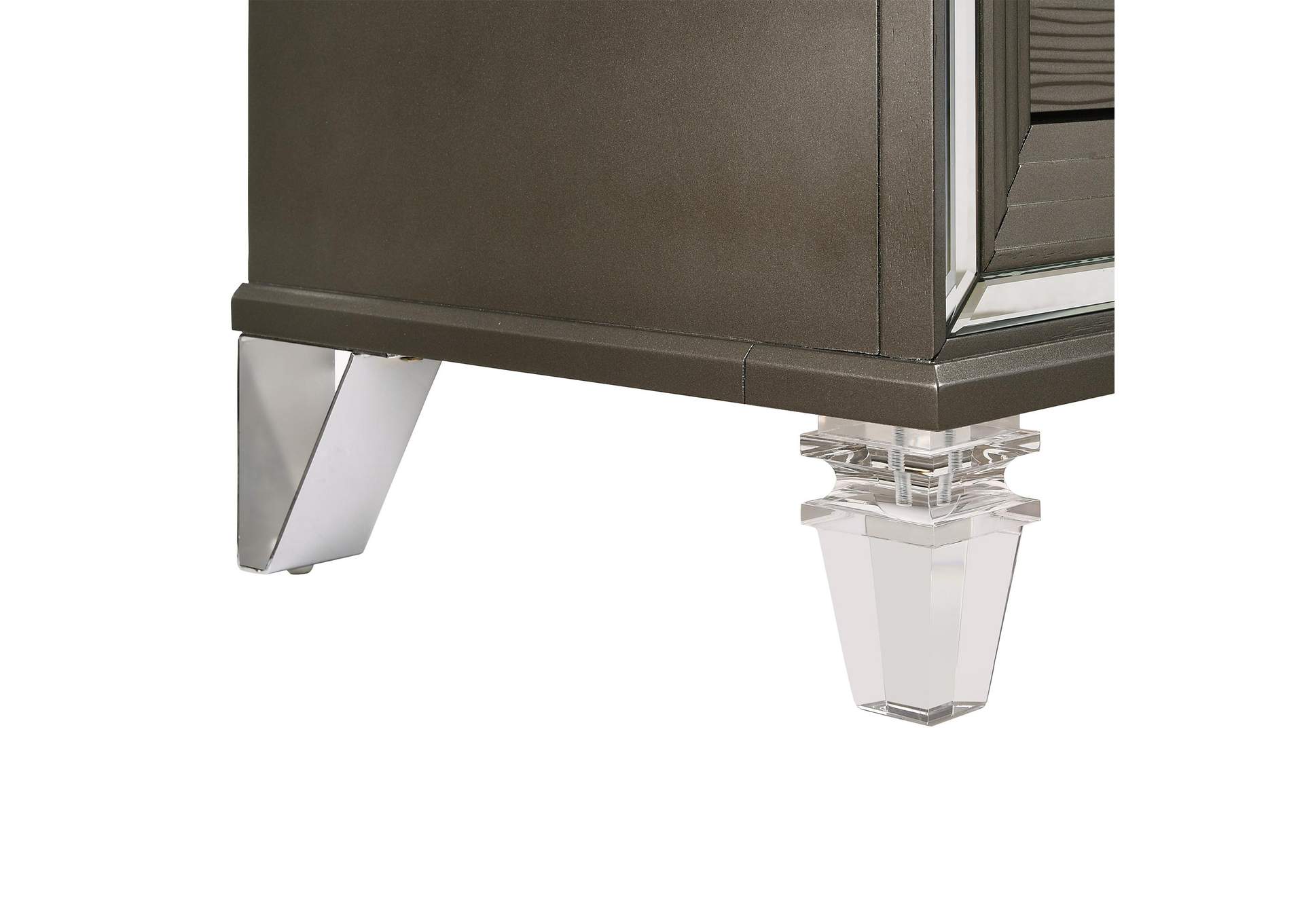 Twenty Nine Chest image 9