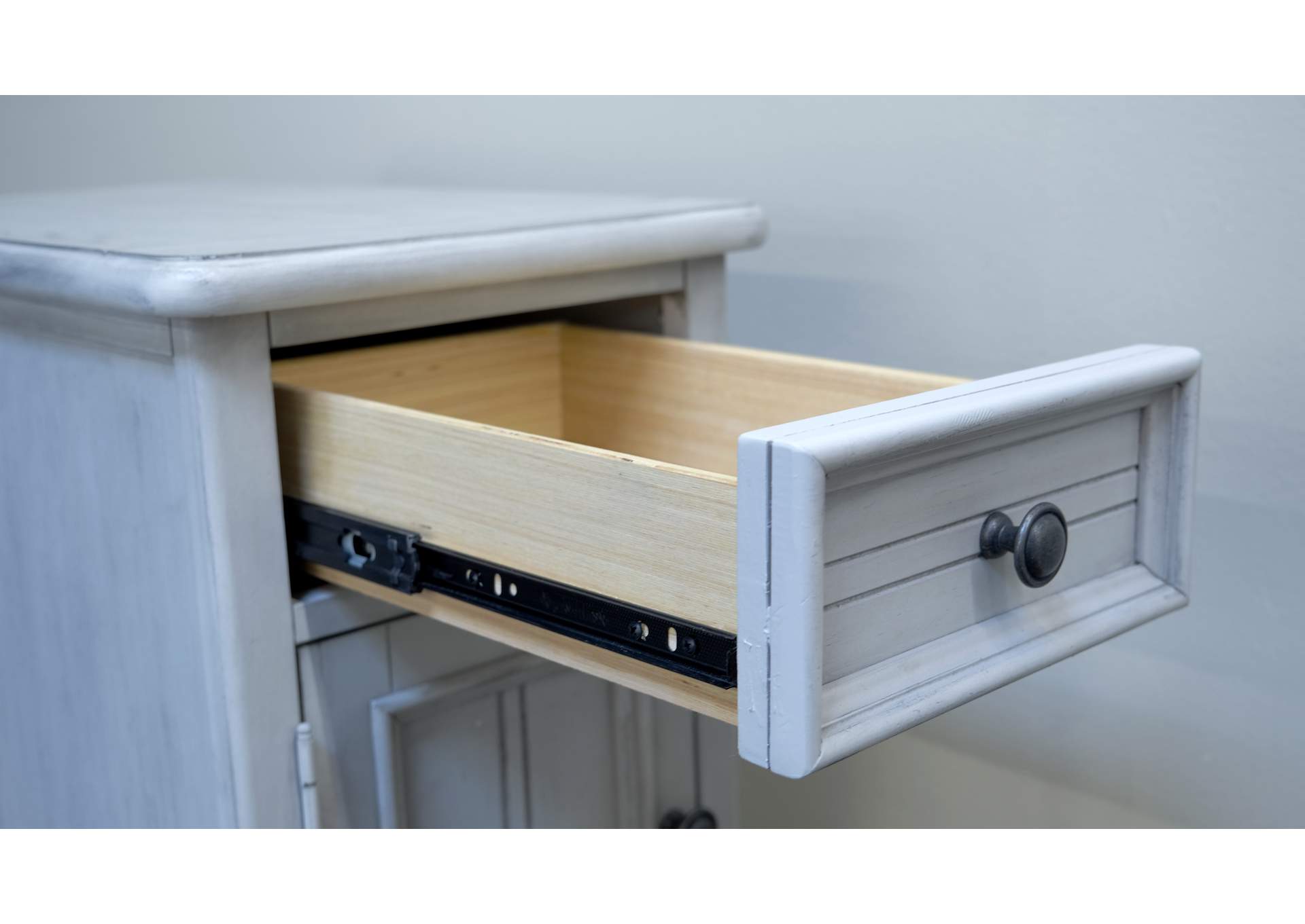 chairside table image 12
