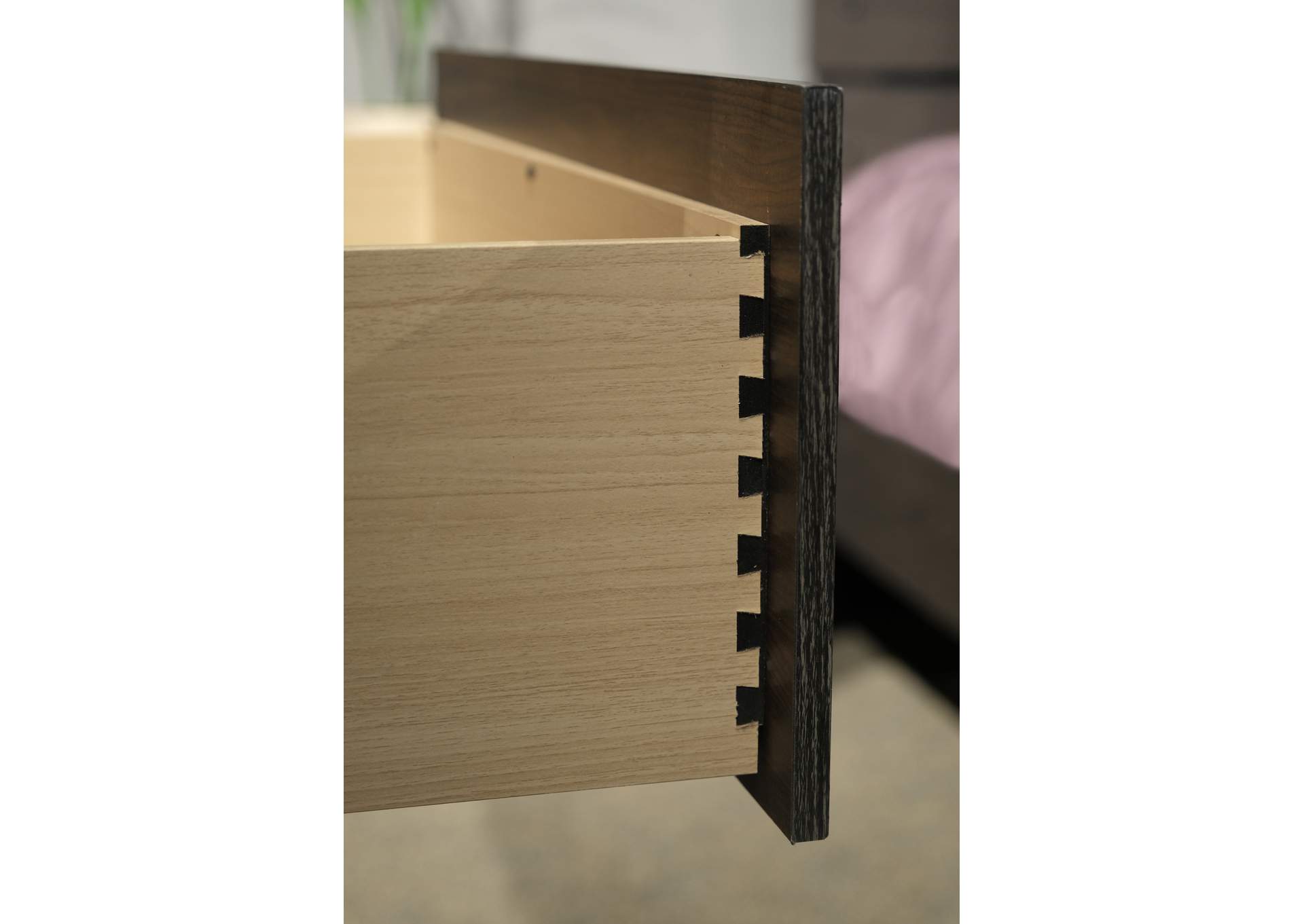 6-drawer dresser image 10