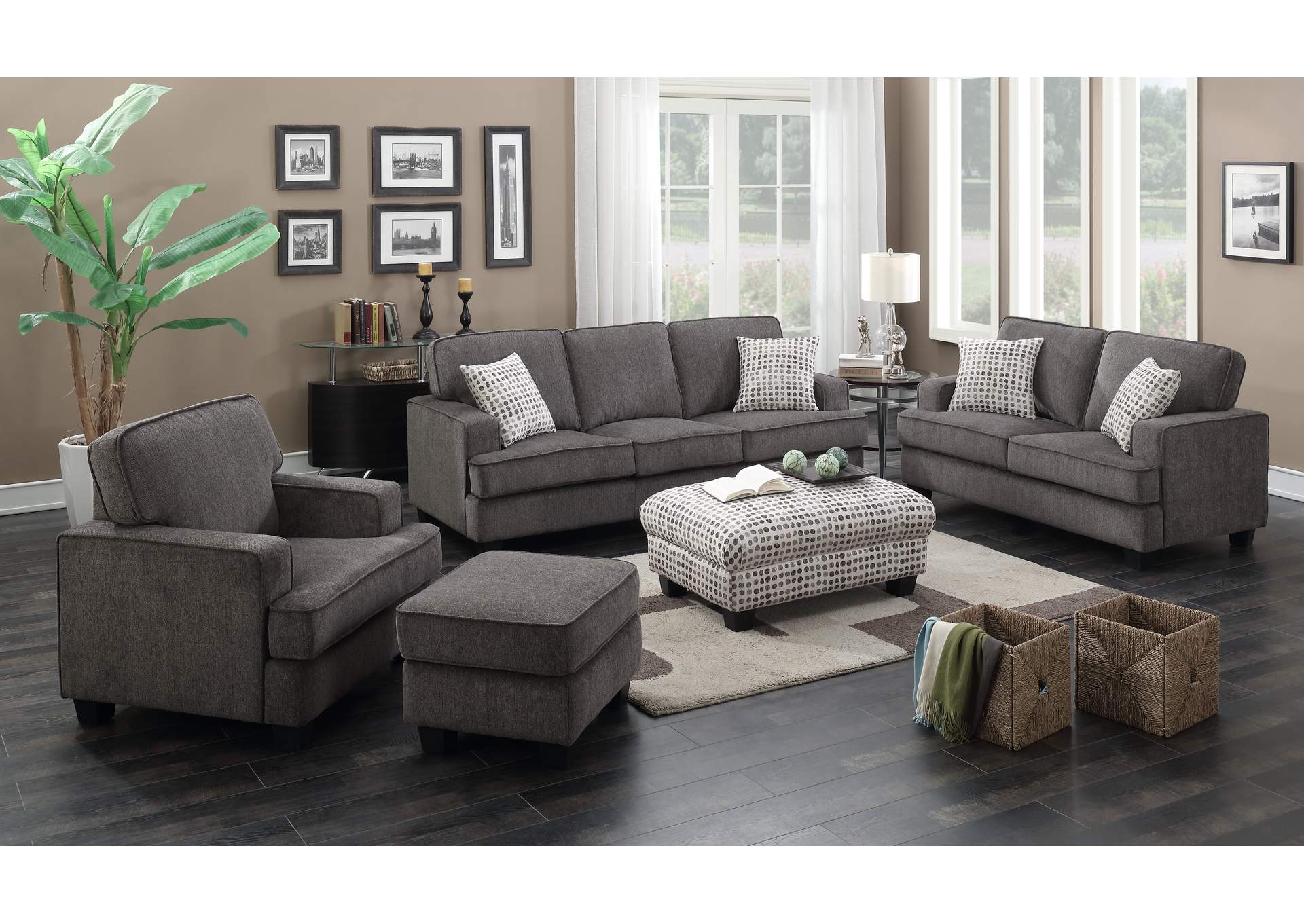 sofa image 3