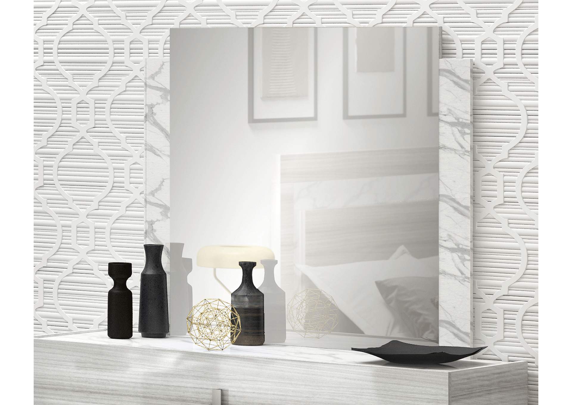 Carrara Mirror image 1