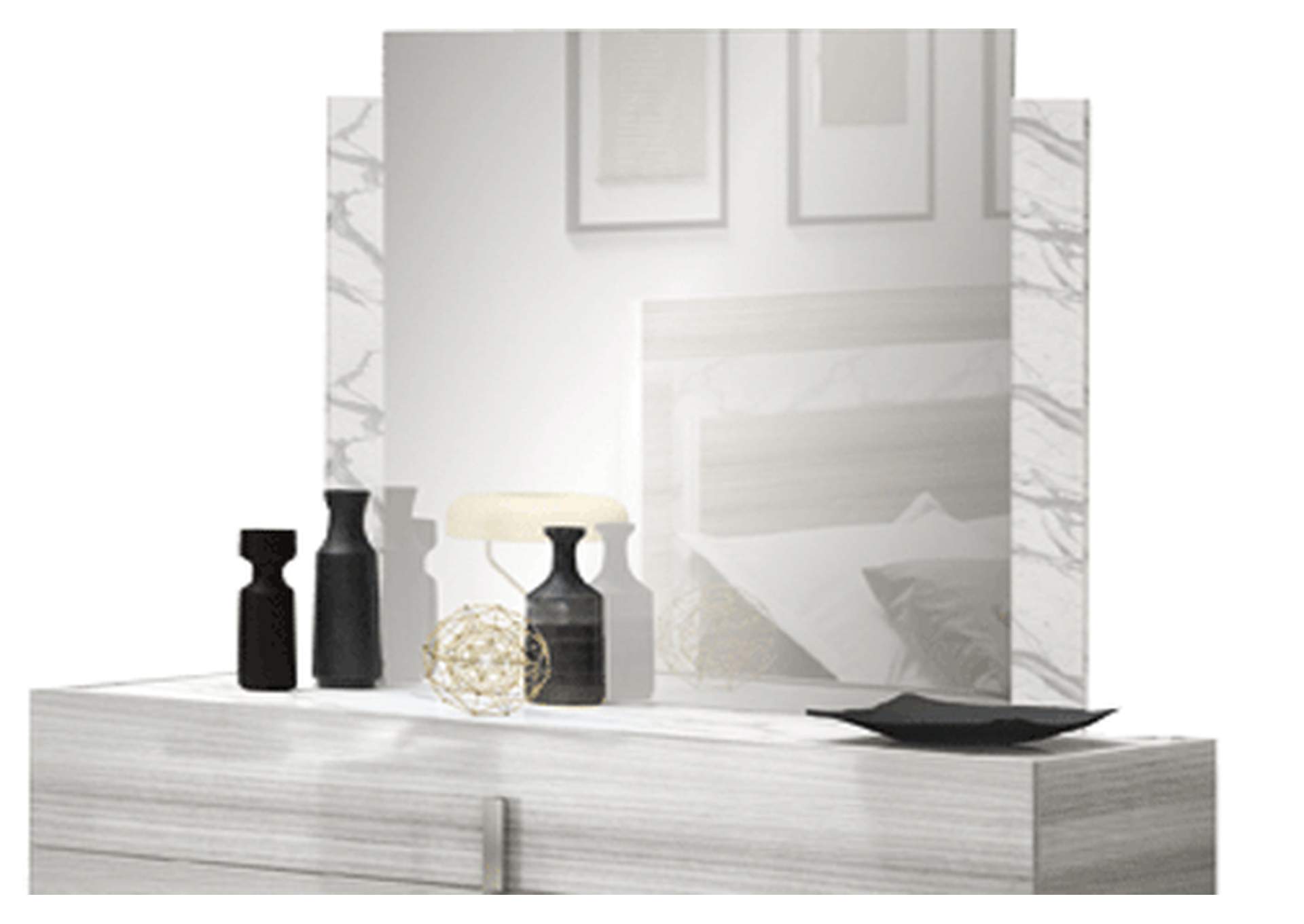 Carrara Mirror image 1