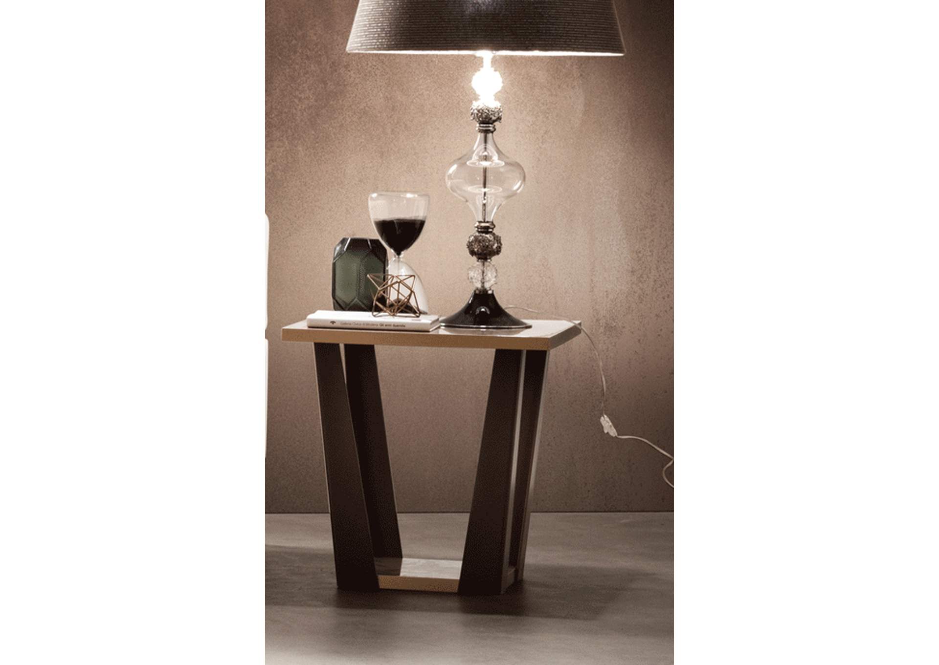 Lamp Table 51 image 1