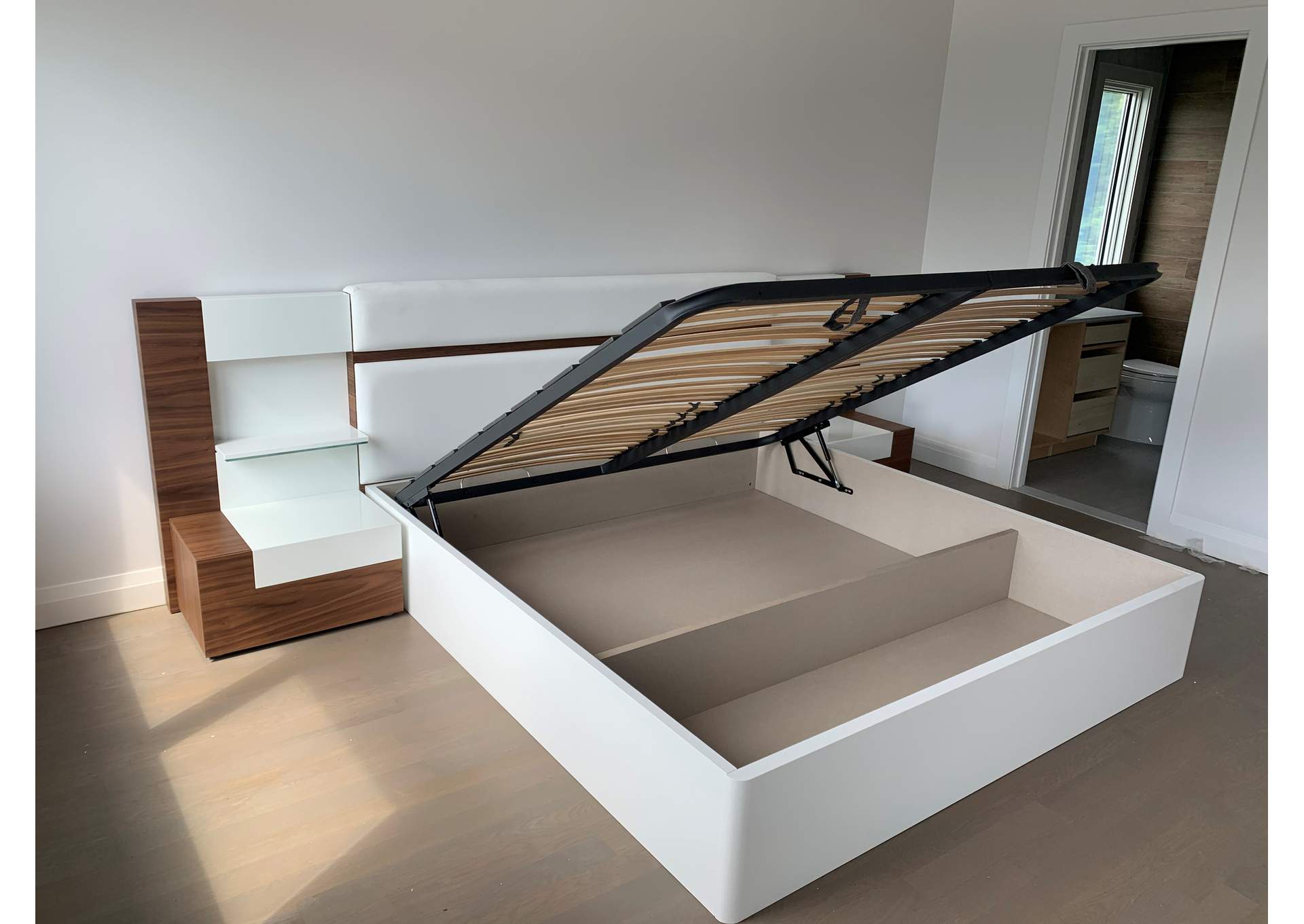 Mar Bed King W - Storage image 1