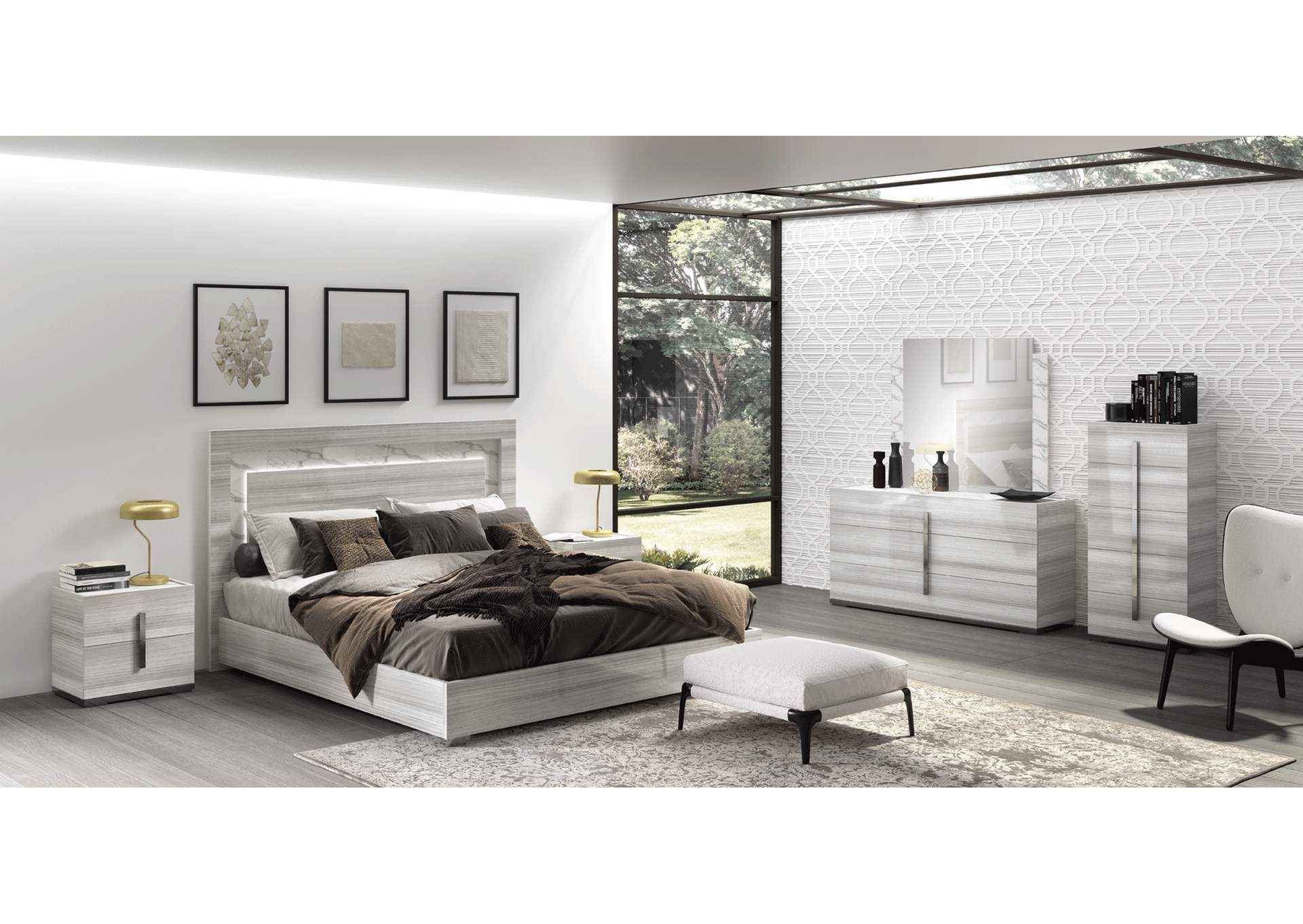 Carrara Grey Dresser And Mirror And Chest image 3