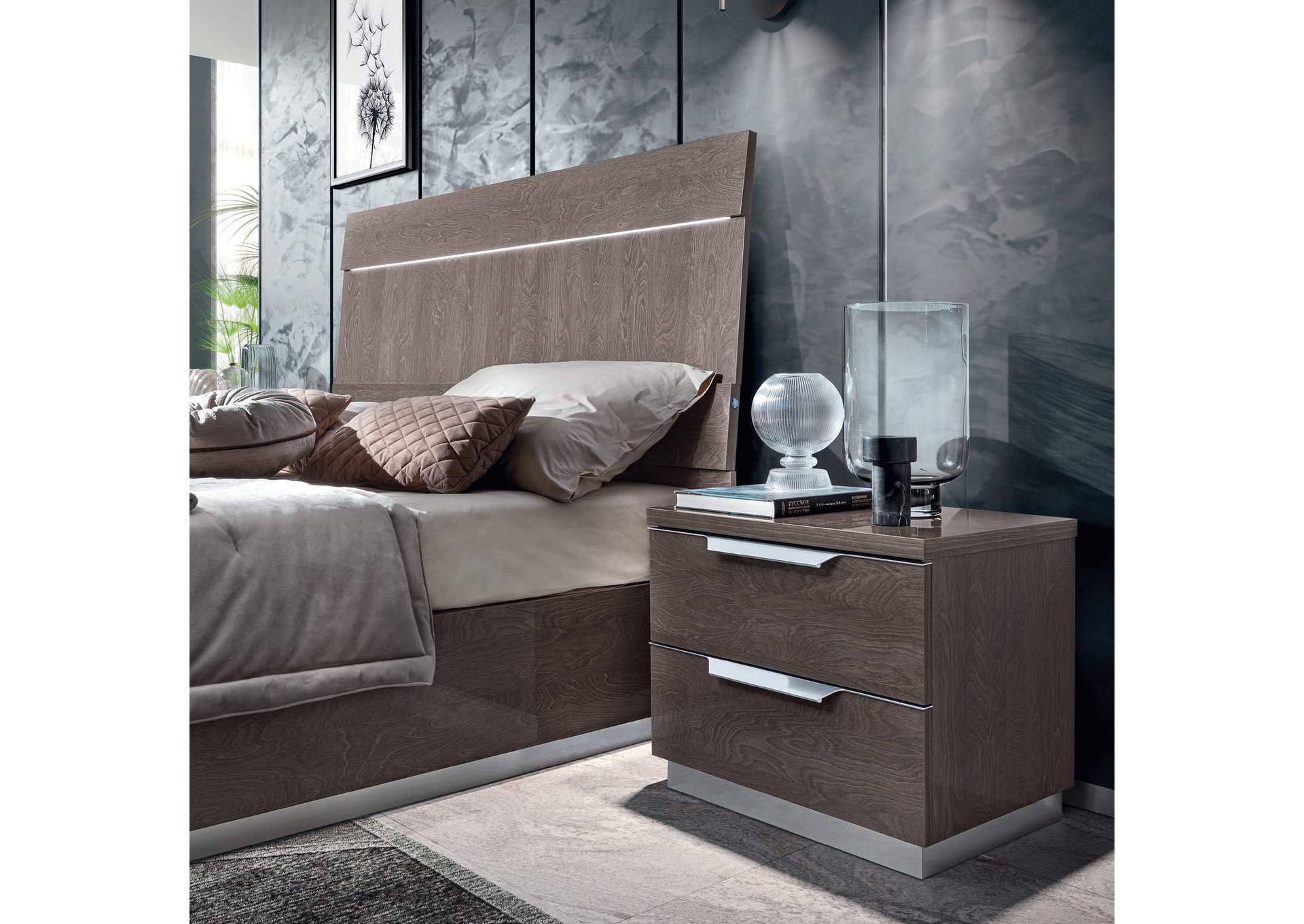 Kroma Silver Nightstand SET image 3