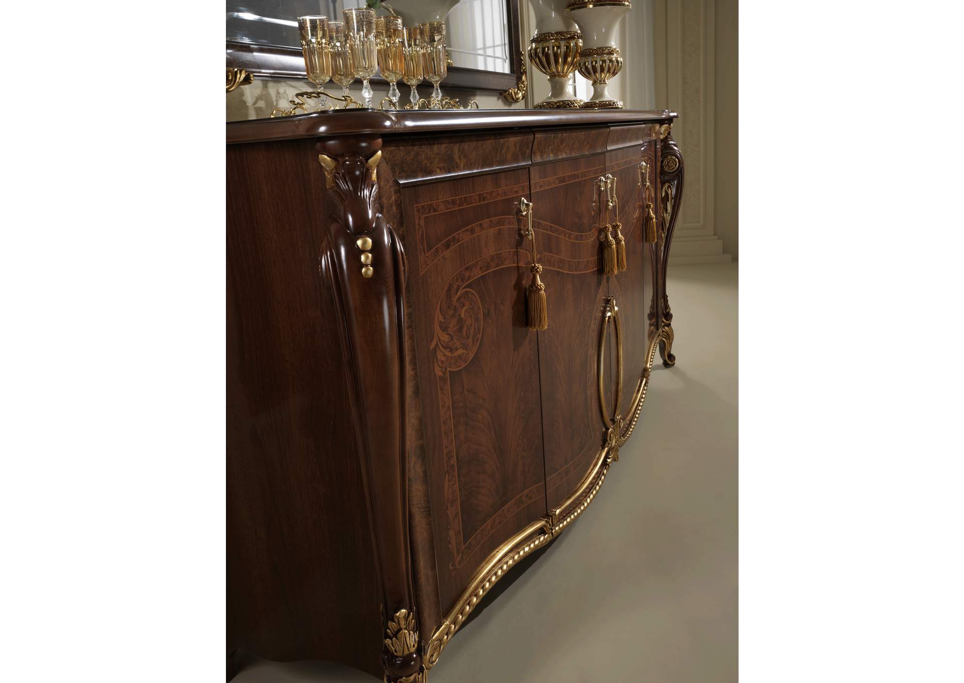 Donatello 4 Door Buffet SET image 3