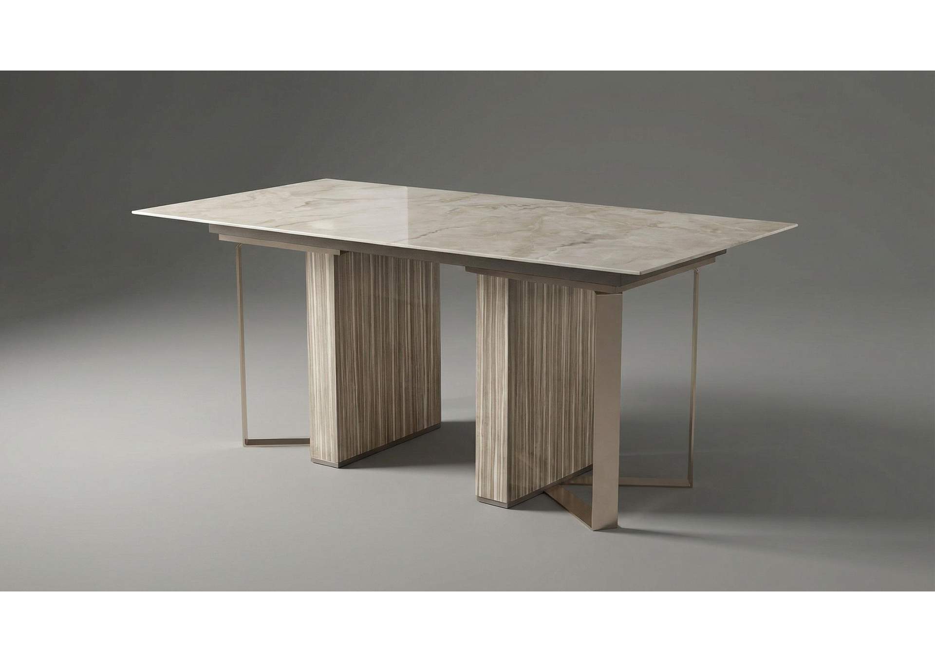 Luce Dining Table