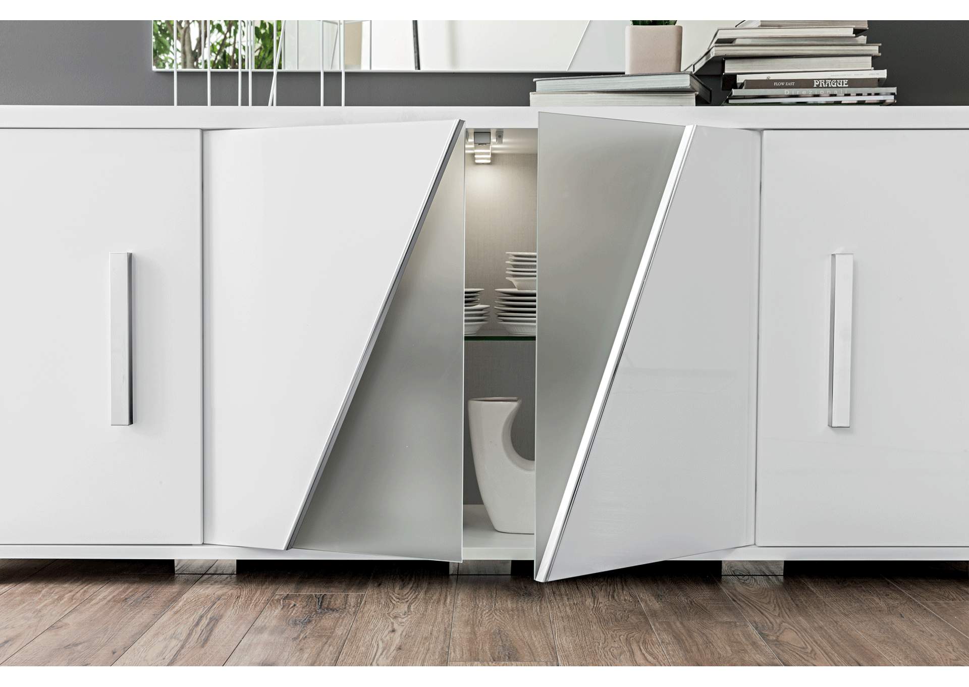 Lisa 4 Door Buffet with Mirror SET image 5