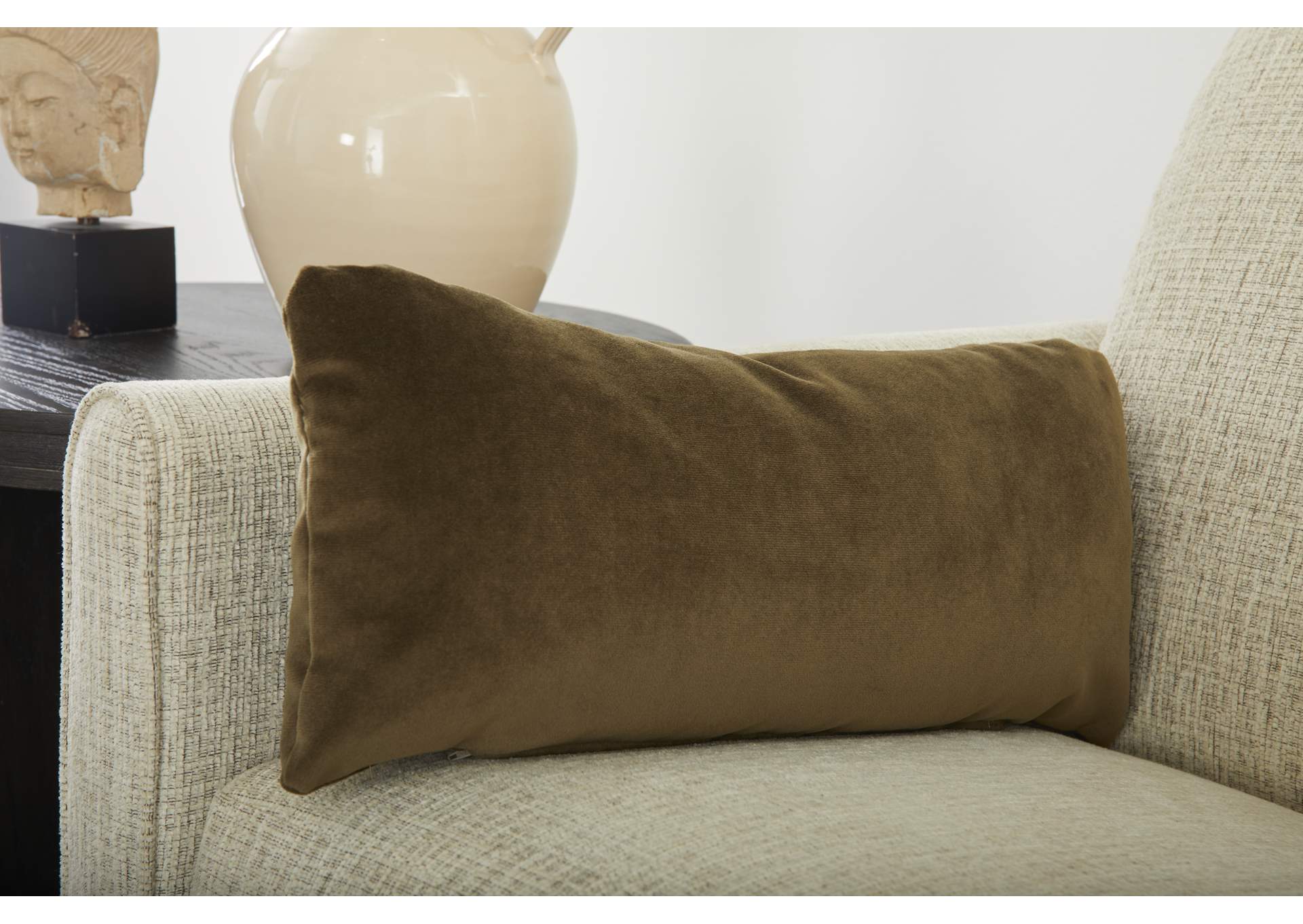 Bond Loveseat image 16