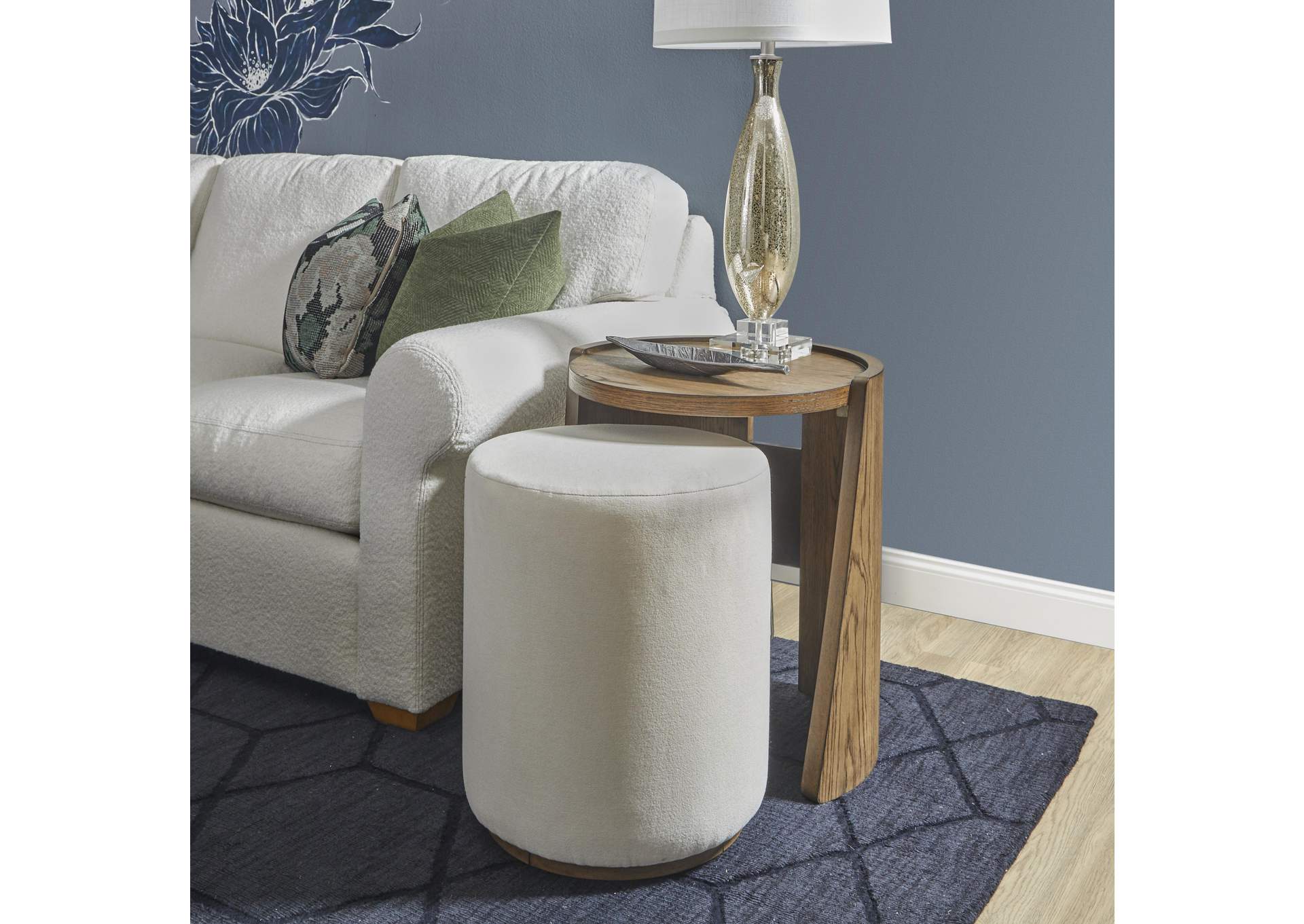 Lyra End Table image 12